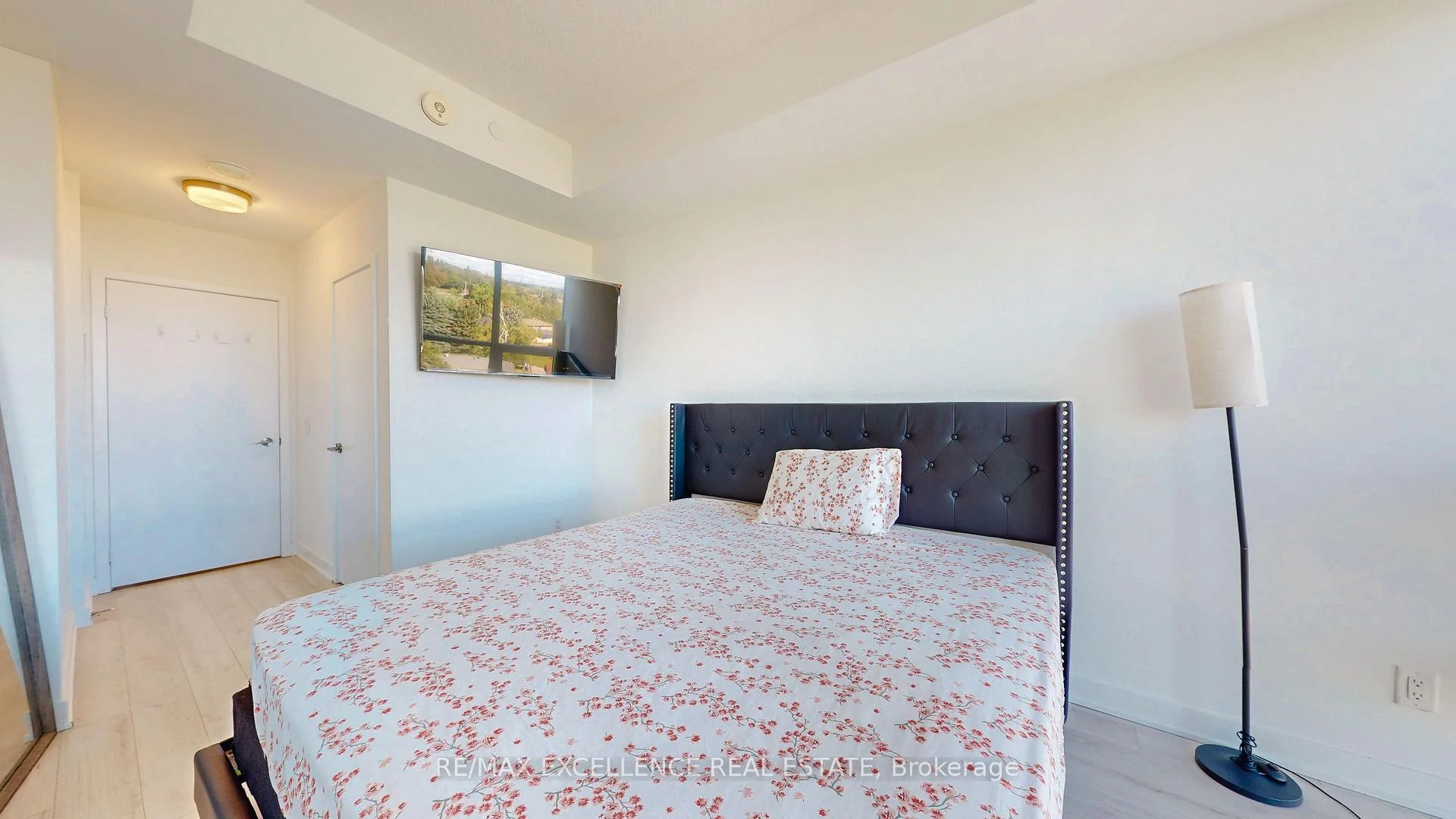 Photo 10 of Unit 524, 681 Yonge Street, Barrie, Painswick South — HOMEH