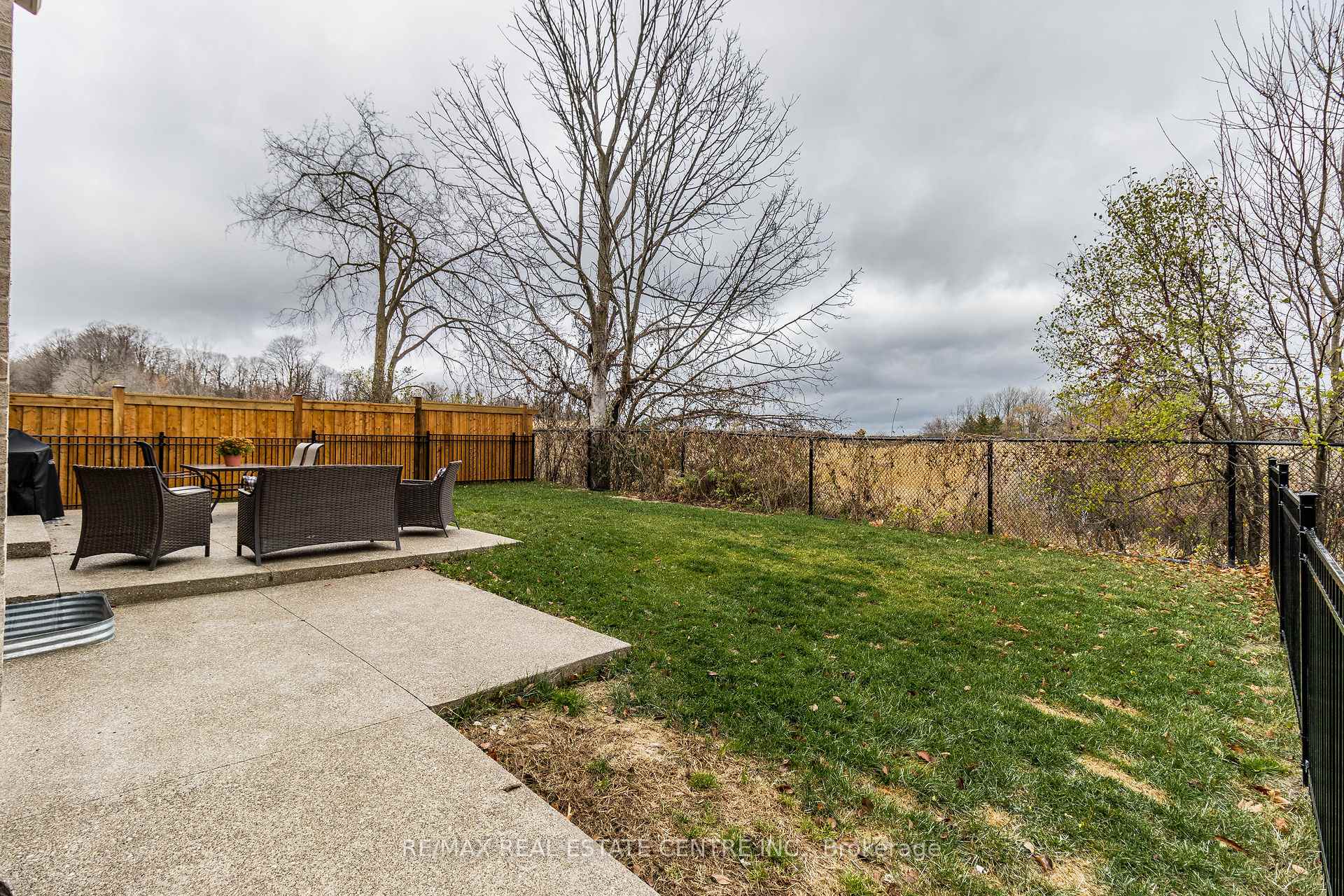Photo 41 of 35 Arthur Griffin Crescent, Caledon, Caledon East — HOMEH