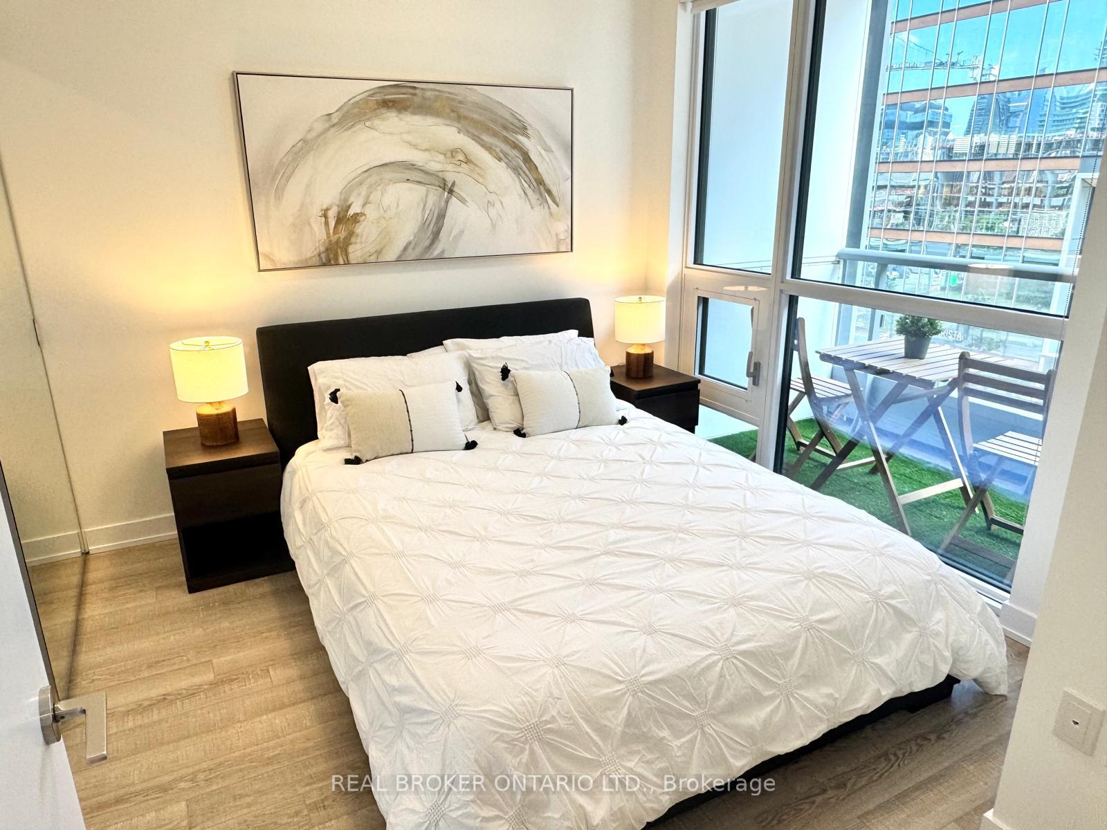Photo 7 of Unit 420, 15 Richardson Street, Toronto, Waterfront Communities — HOMEH