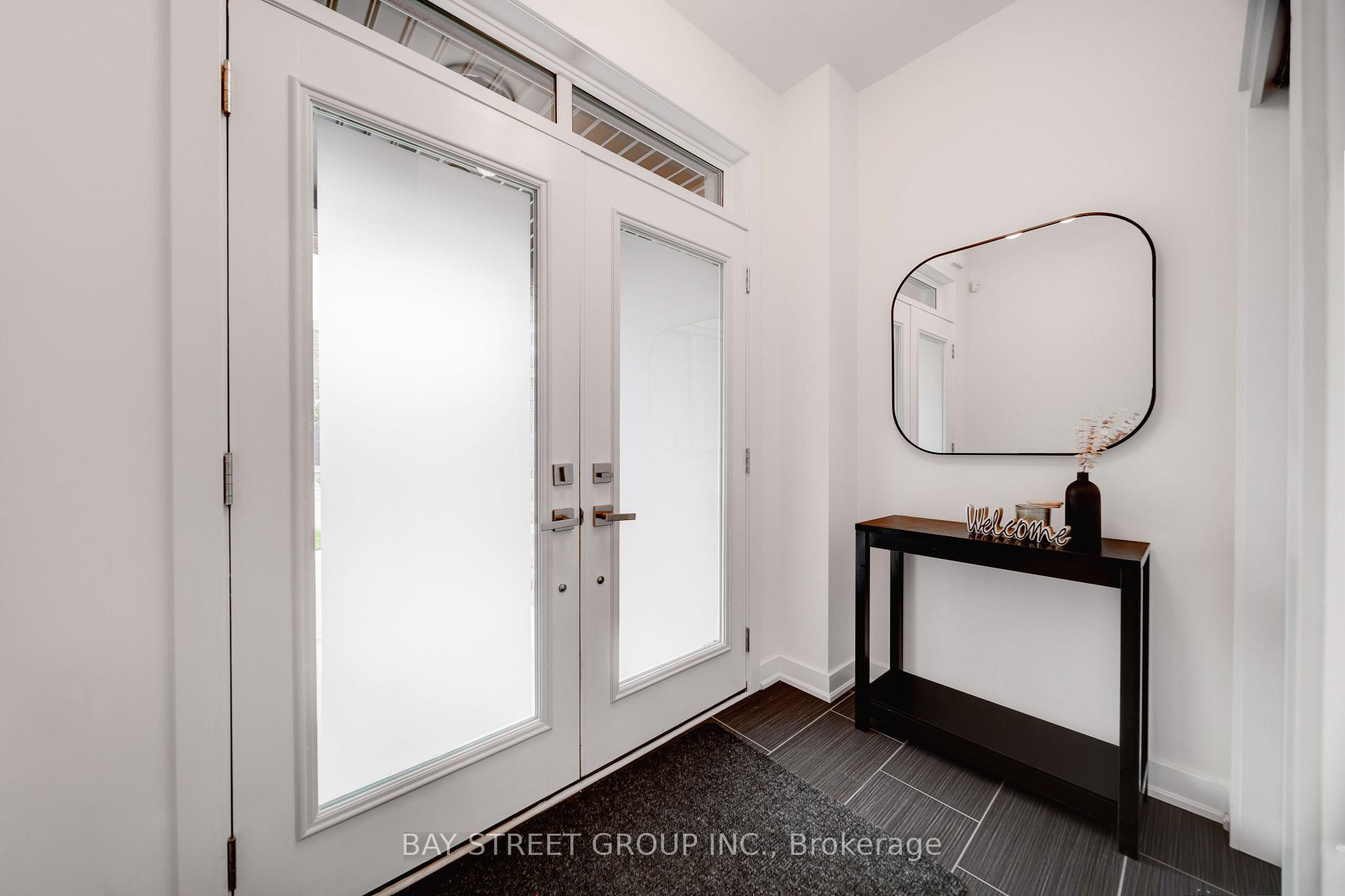 Photo 3 of 42 Dariole Drive, Richmond Hill, Oak Ridges Lake Wilcox — HOMEH