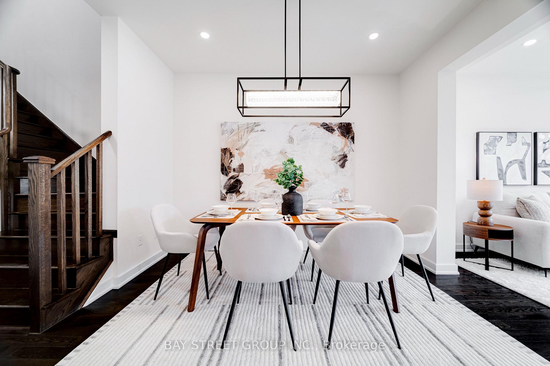 Photo 5 of 42 Dariole Drive, Richmond Hill, Oak Ridges Lake Wilcox — HOMEH