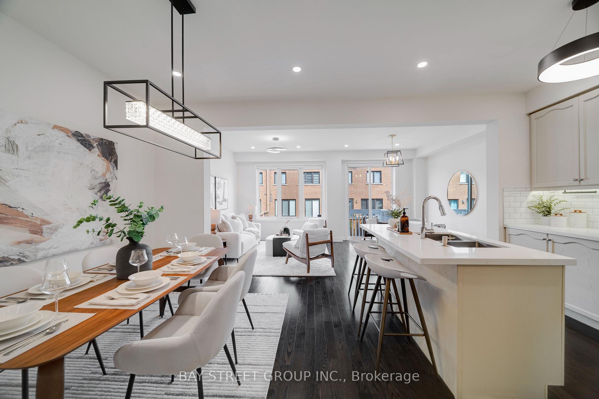 Photo 9 of 42 Dariole Drive, Richmond Hill, Oak Ridges Lake Wilcox — HOMEH