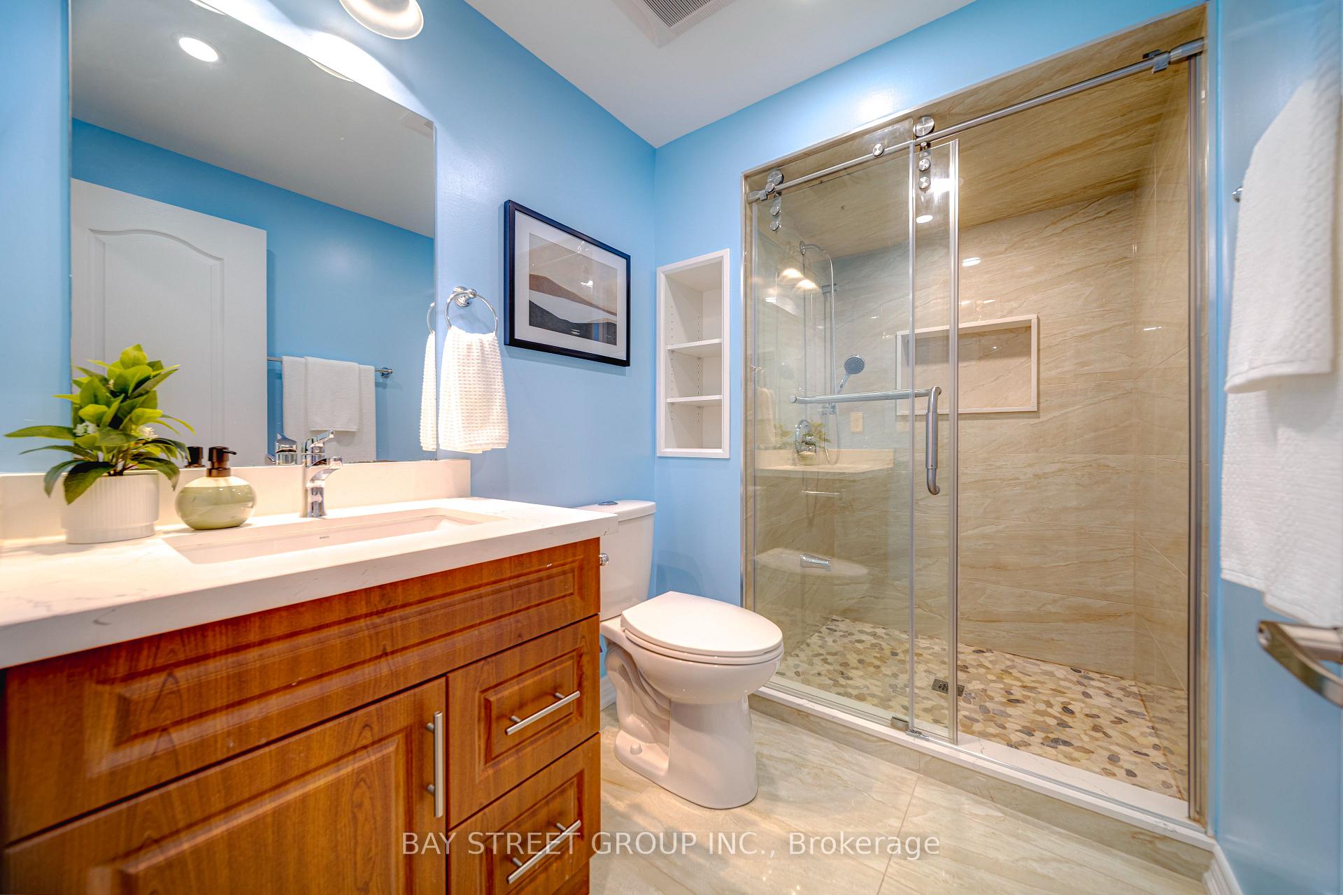 Photo 27 of 42 Dariole Drive, Richmond Hill, Oak Ridges Lake Wilcox — HOMEH