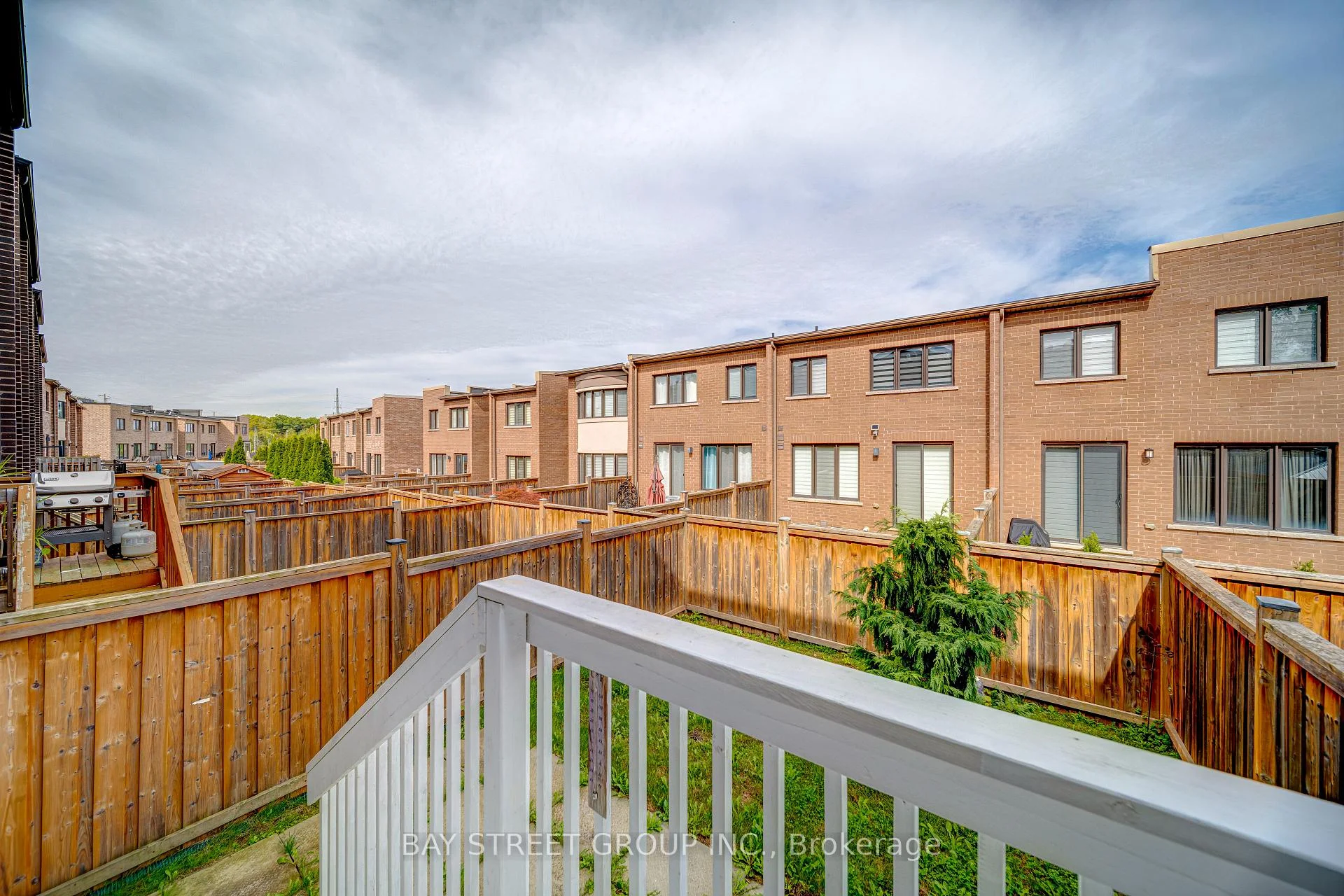 Photo 23 of 42 Dariole Drive, Richmond Hill, Oak Ridges Lake Wilcox — HOMEH