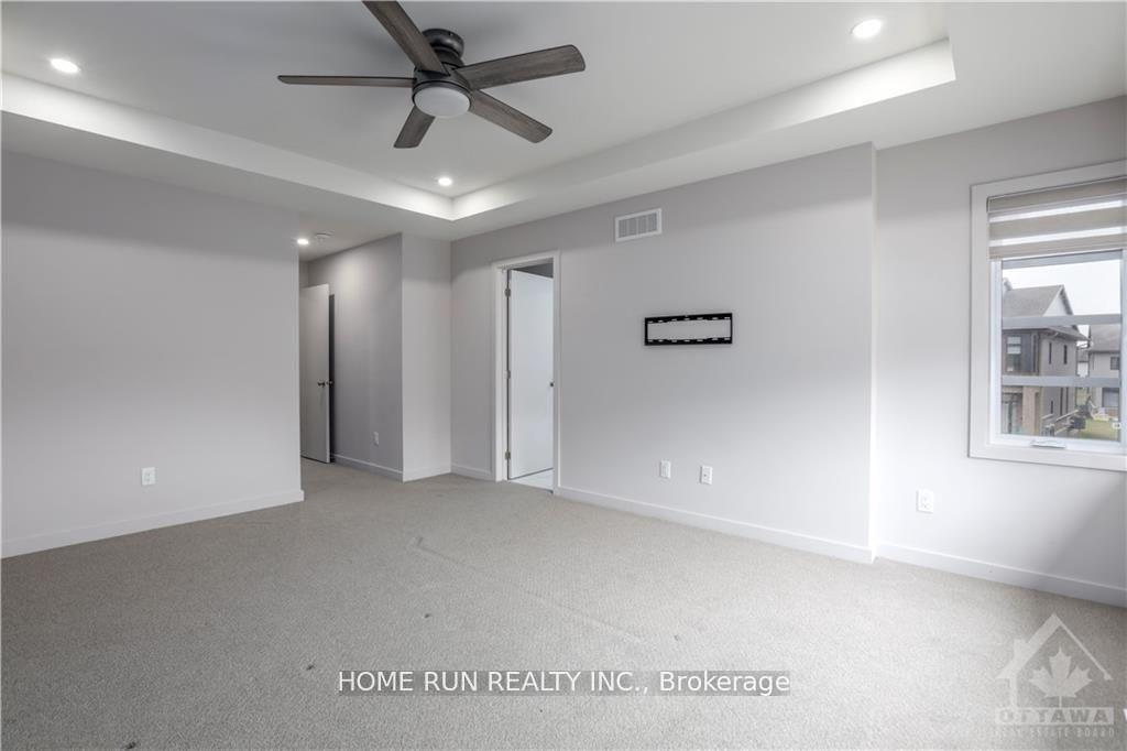 Photo 15 of 923 Chipping Circle, Ottawa, Riverside South/Gloucester Glen — HOMEH