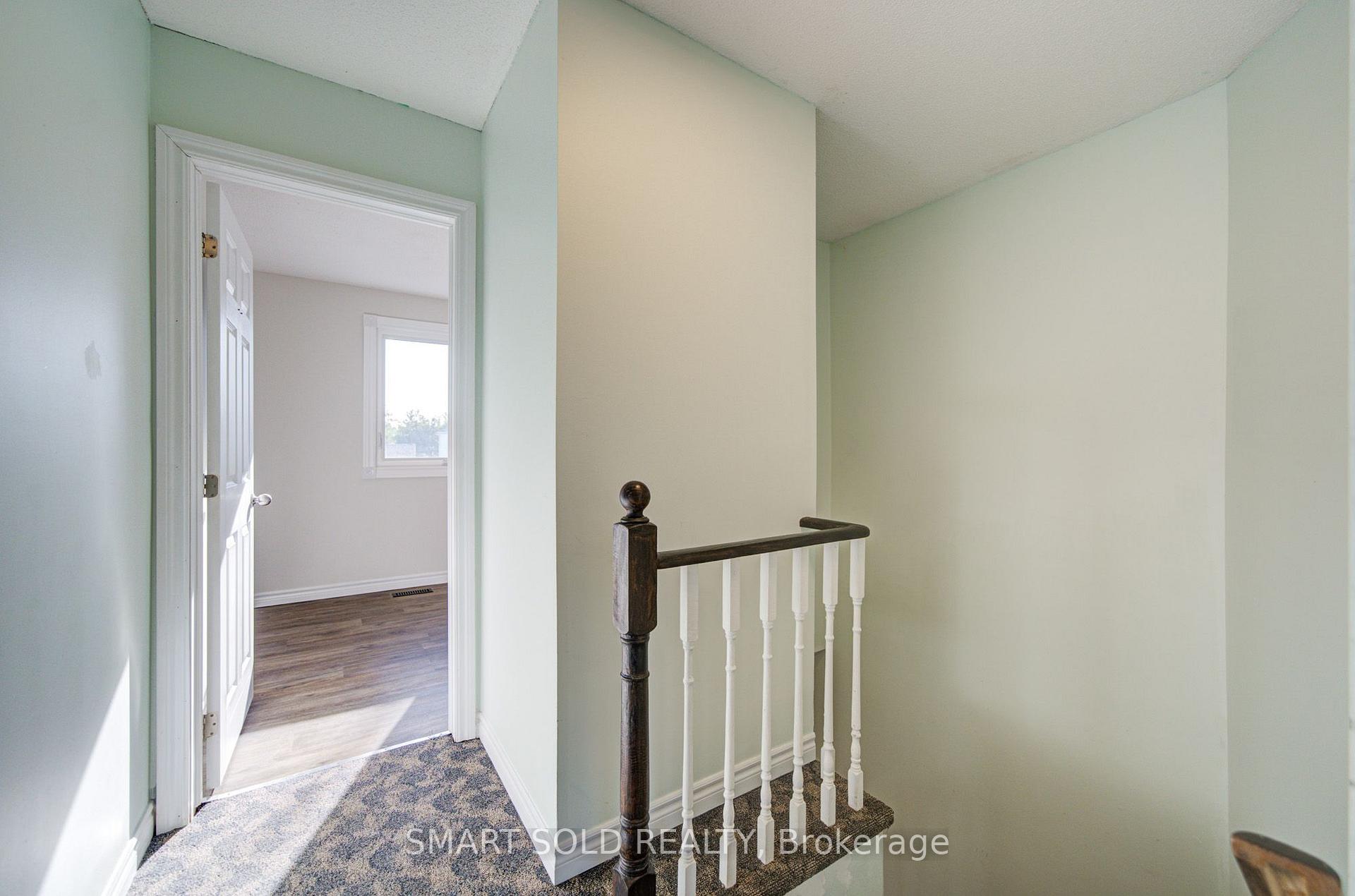 Photo 18 of 90 Moon Drive, Barrie, Ardagh — HOMEH