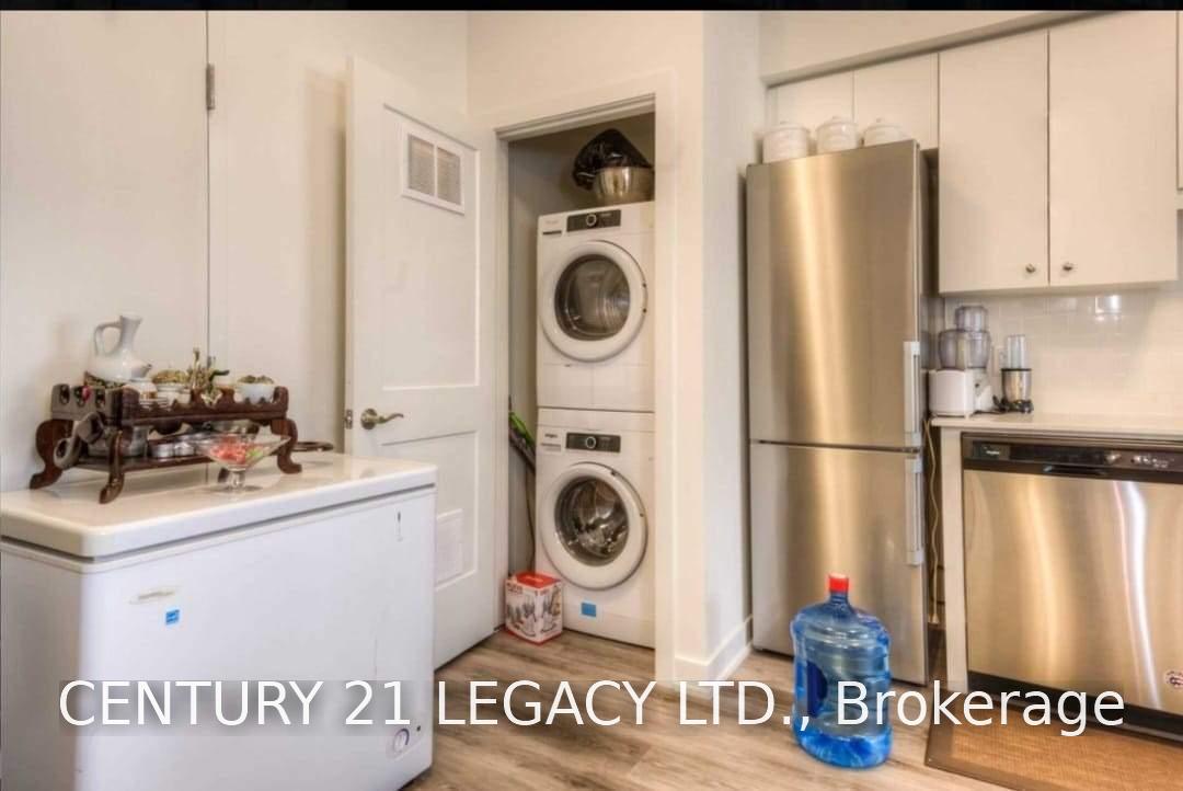 Photo 15 of Unit 218, 110 Fergus Avenue, Kitchener, Stanley Park — HOMEH