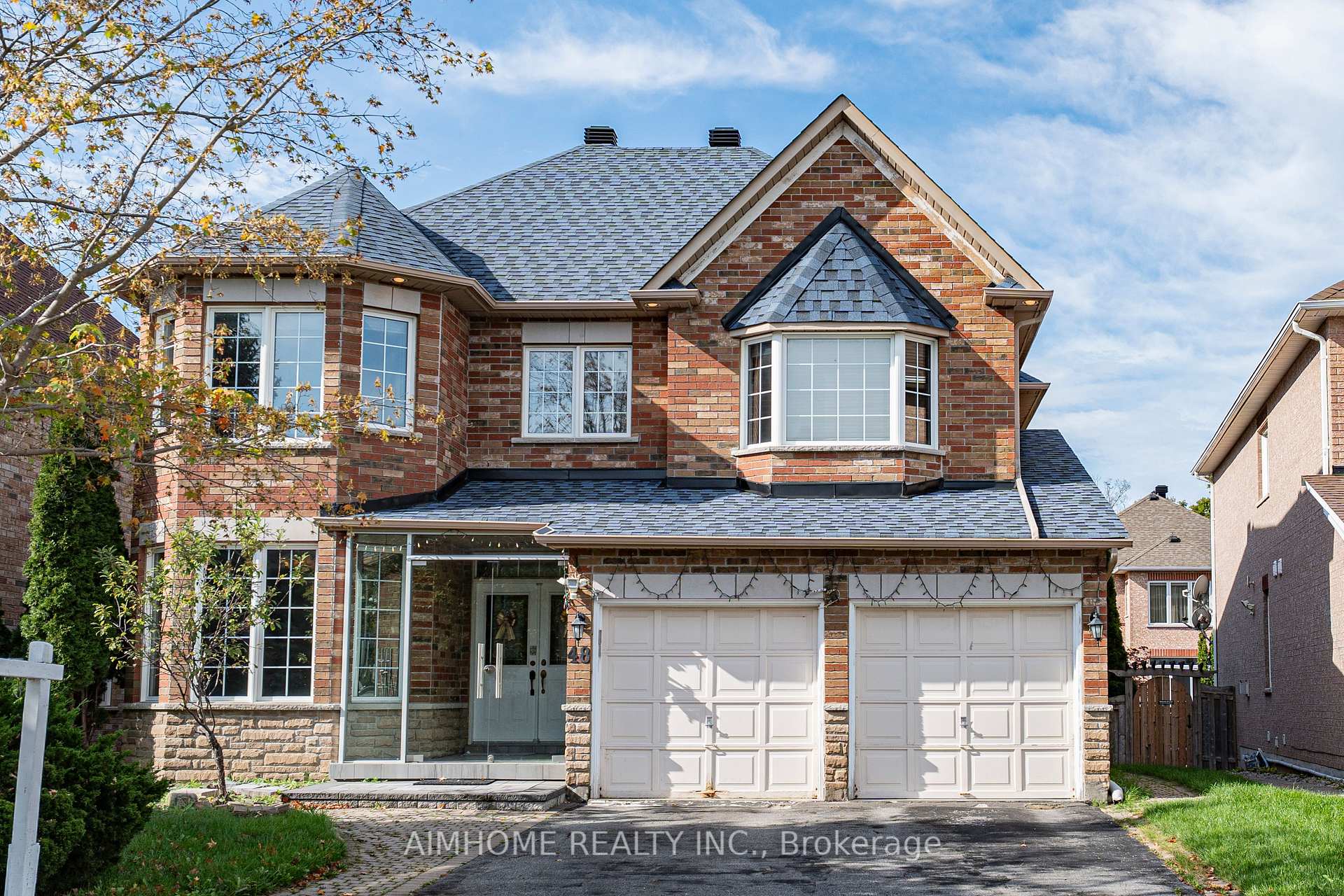 Photo 4 of 48 Red Ash Drive, Markham, Legacy — HOMEH
