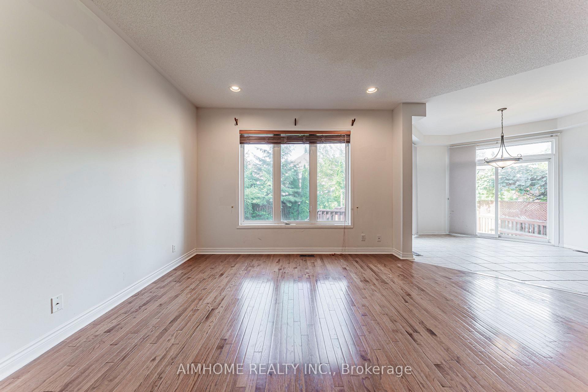 Photo 15 of 48 Red Ash Drive, Markham, Legacy — HOMEH