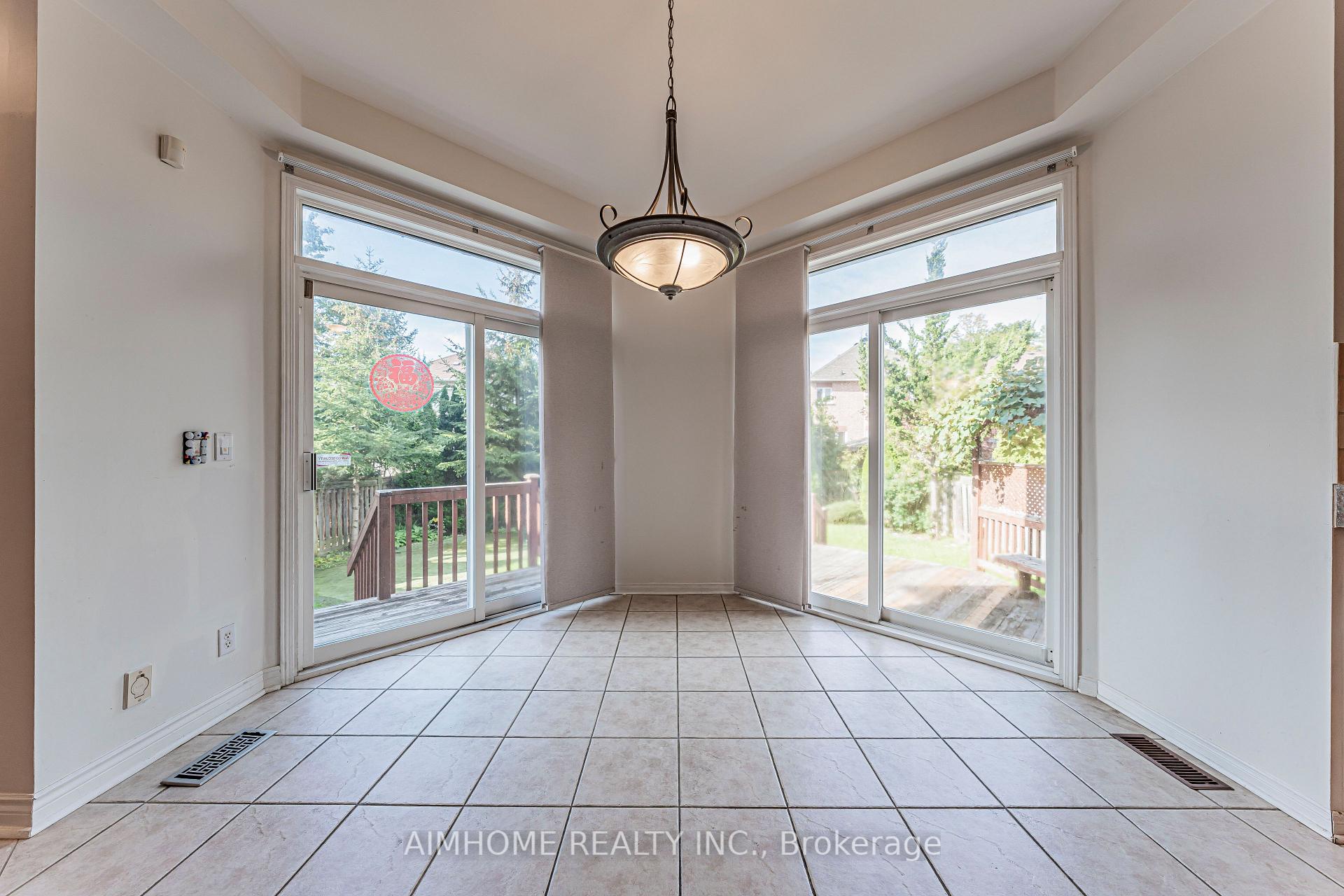 Photo 16 of 48 Red Ash Drive, Markham, Legacy — HOMEH