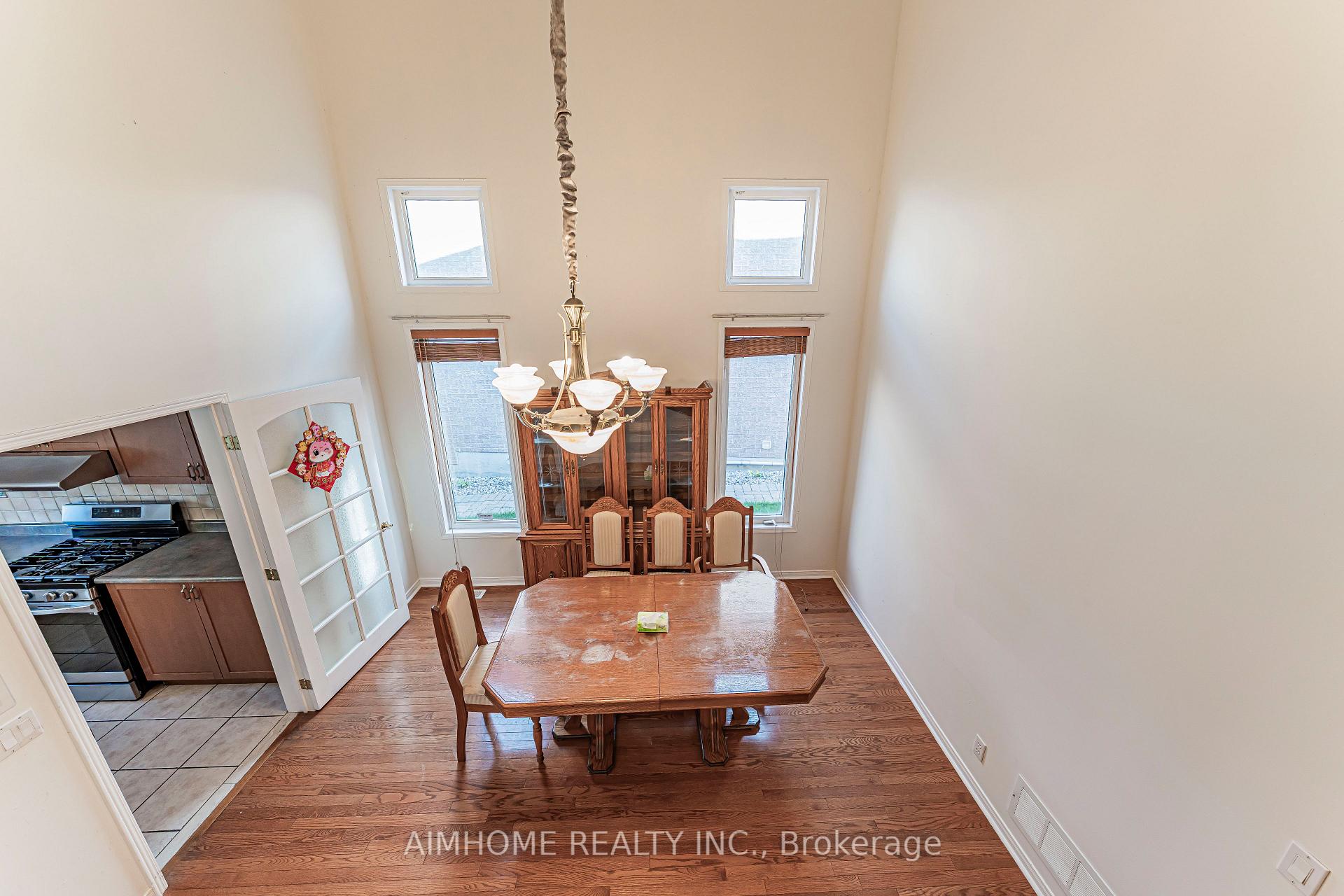 Photo 22 of 48 Red Ash Drive, Markham, Legacy — HOMEH