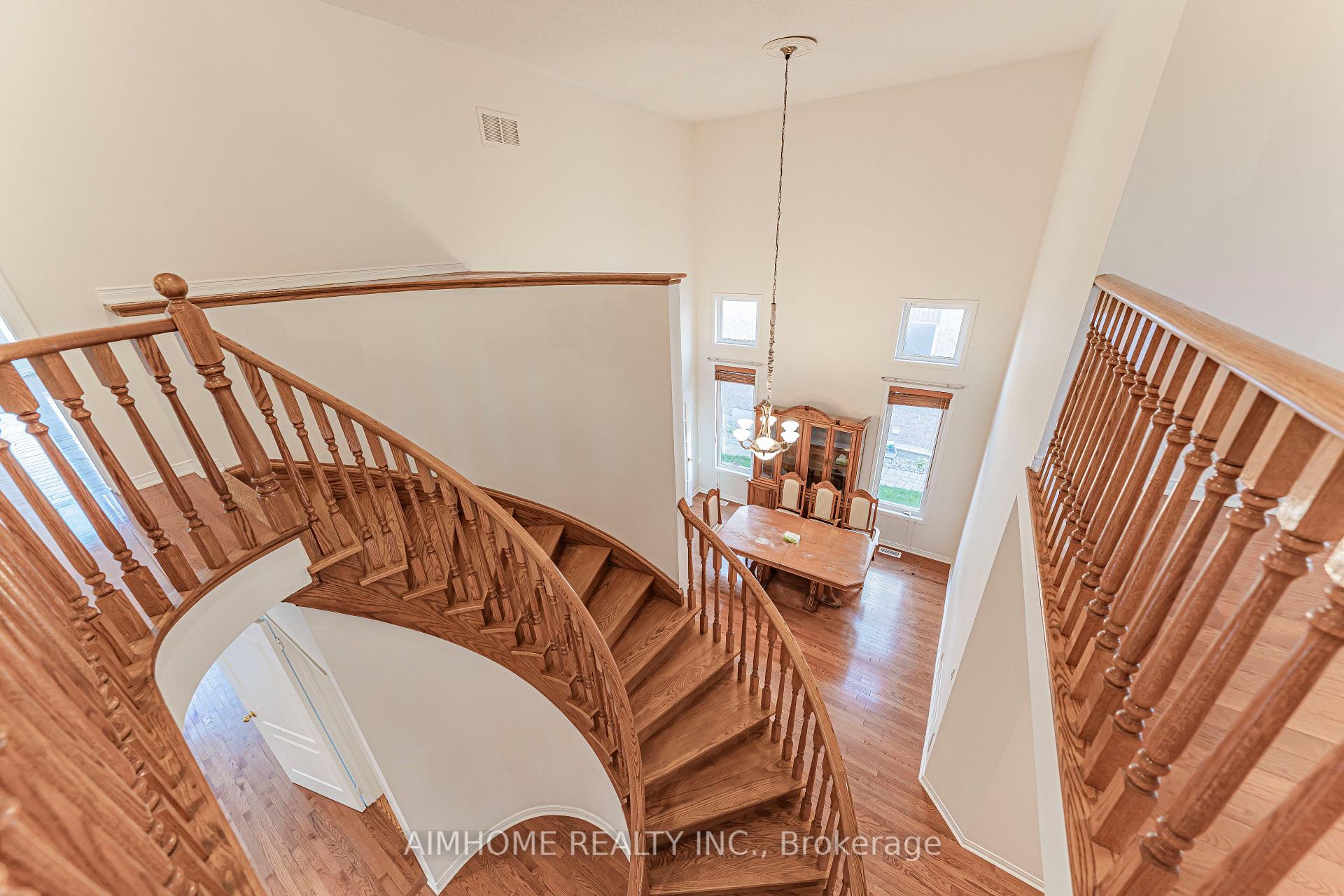 Photo 29 of 48 Red Ash Drive, Markham, Legacy — HOMEH