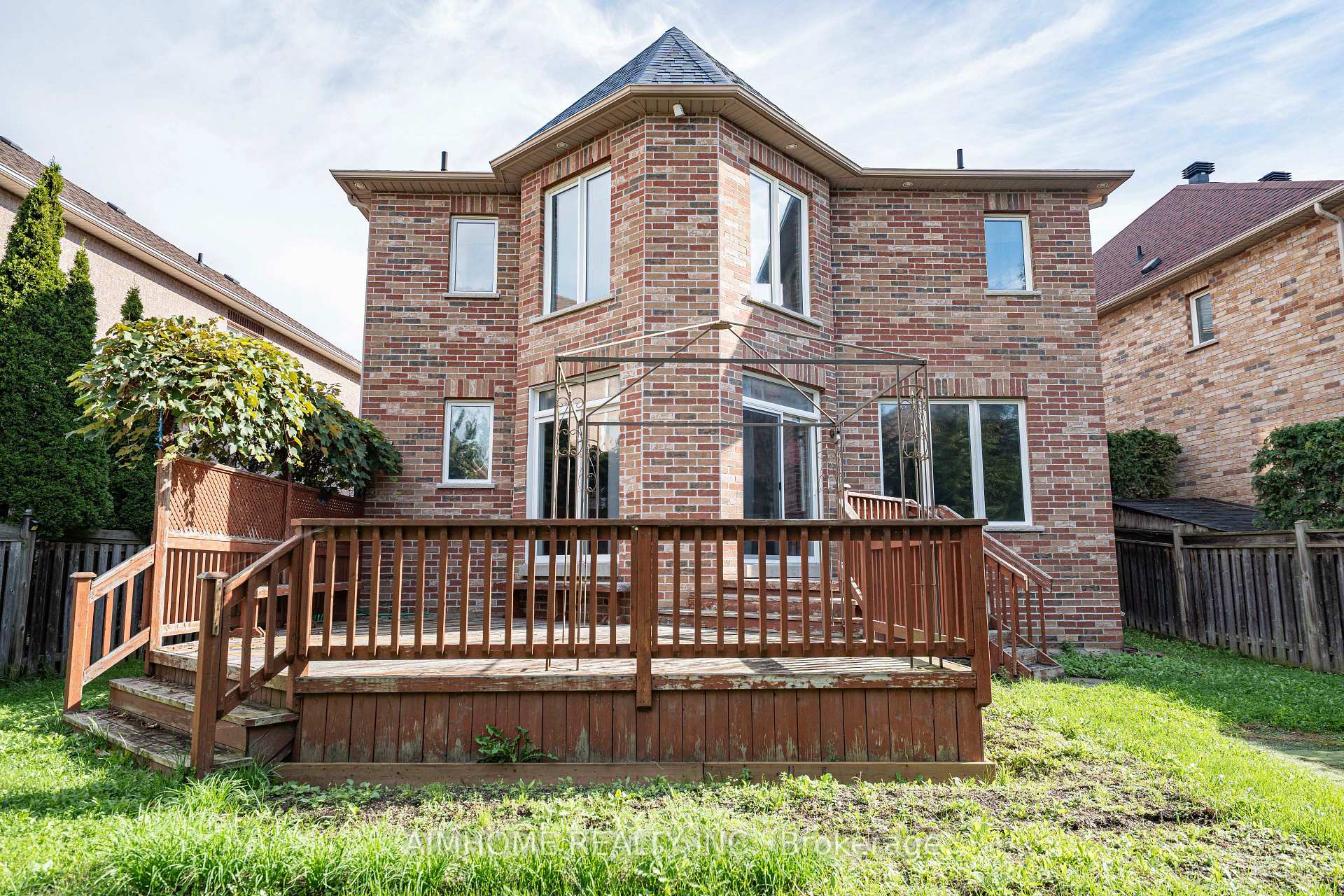 Photo 38 of 48 Red Ash Drive, Markham, Legacy — HOMEH