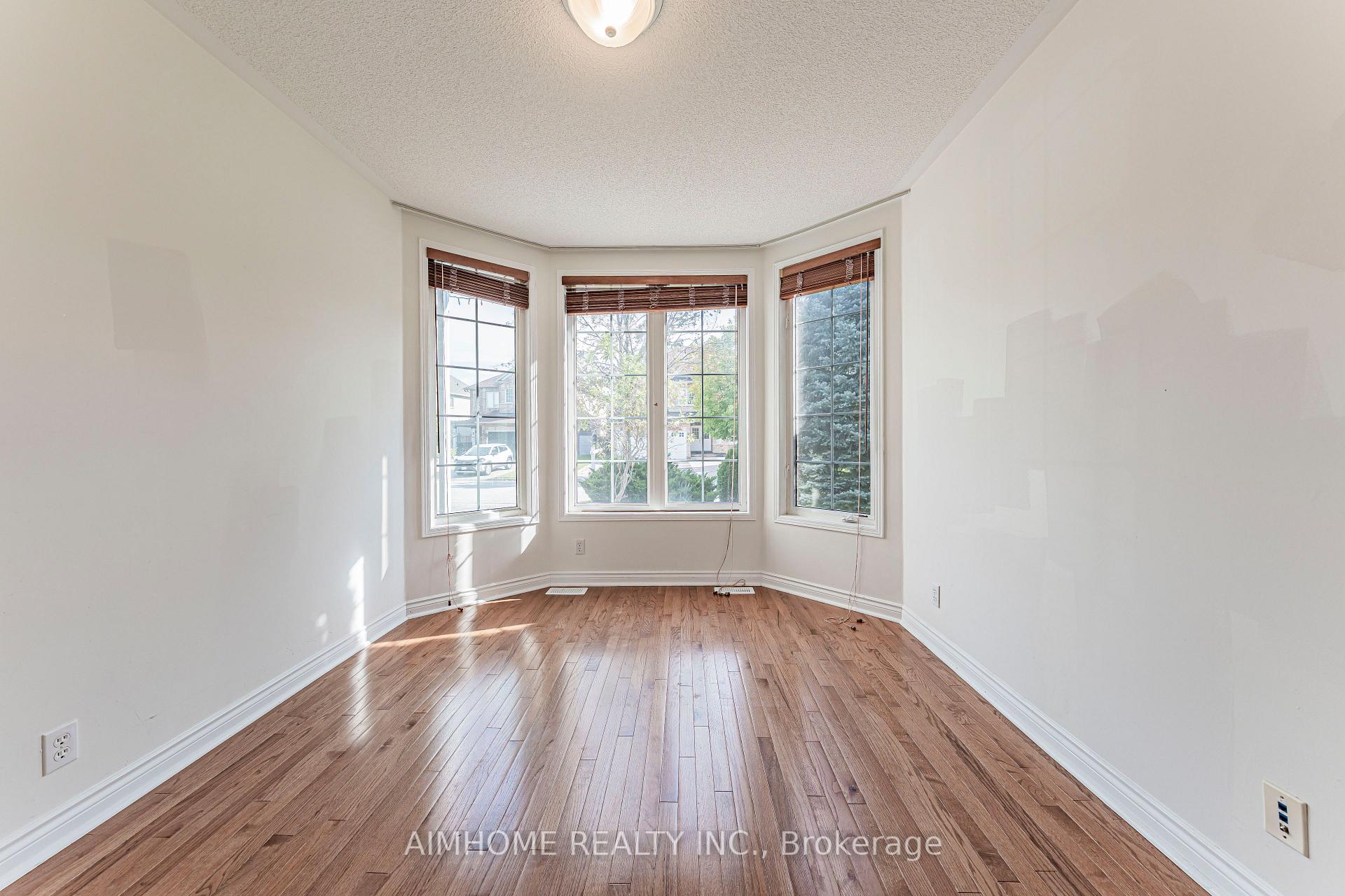 Photo 41 of 48 Red Ash Drive, Markham, Legacy — HOMEH