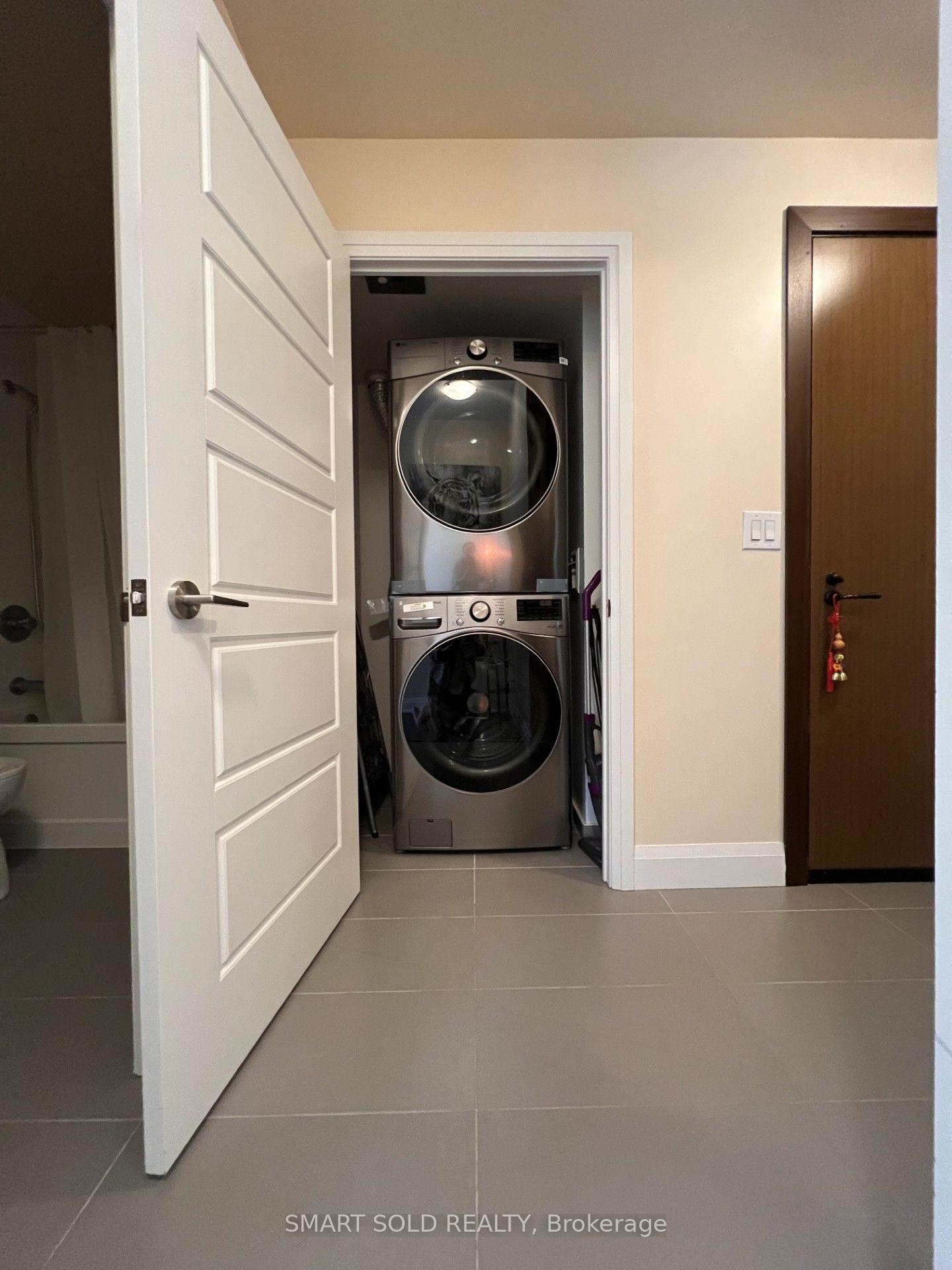 Photo 11 of Unit 212, 1 Uptown Drive, Markham, Unionville — HOMEH