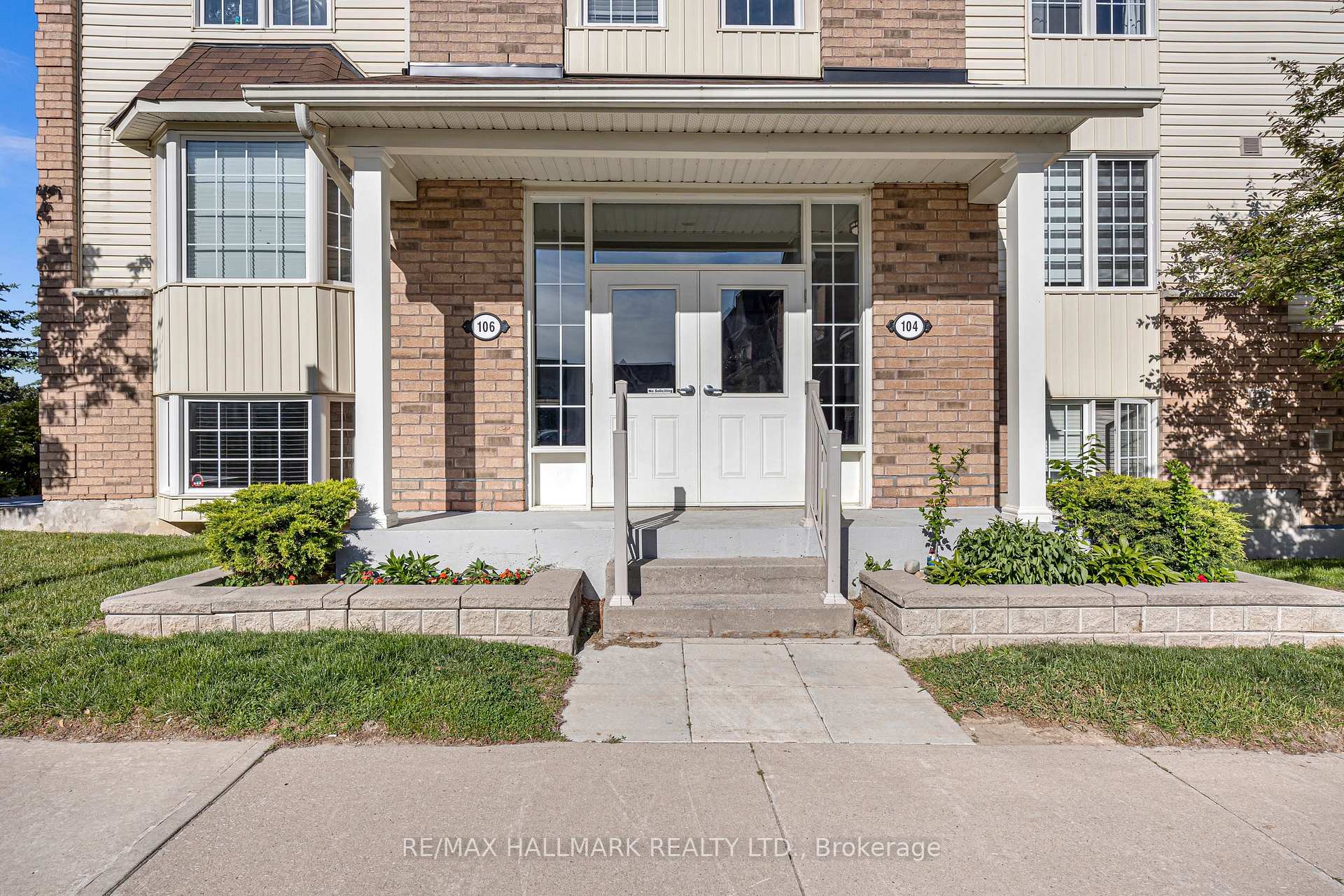 Photo 23 of Unit 3, 106 Petra Way, Whitby, Pringle Creek — HOMEH