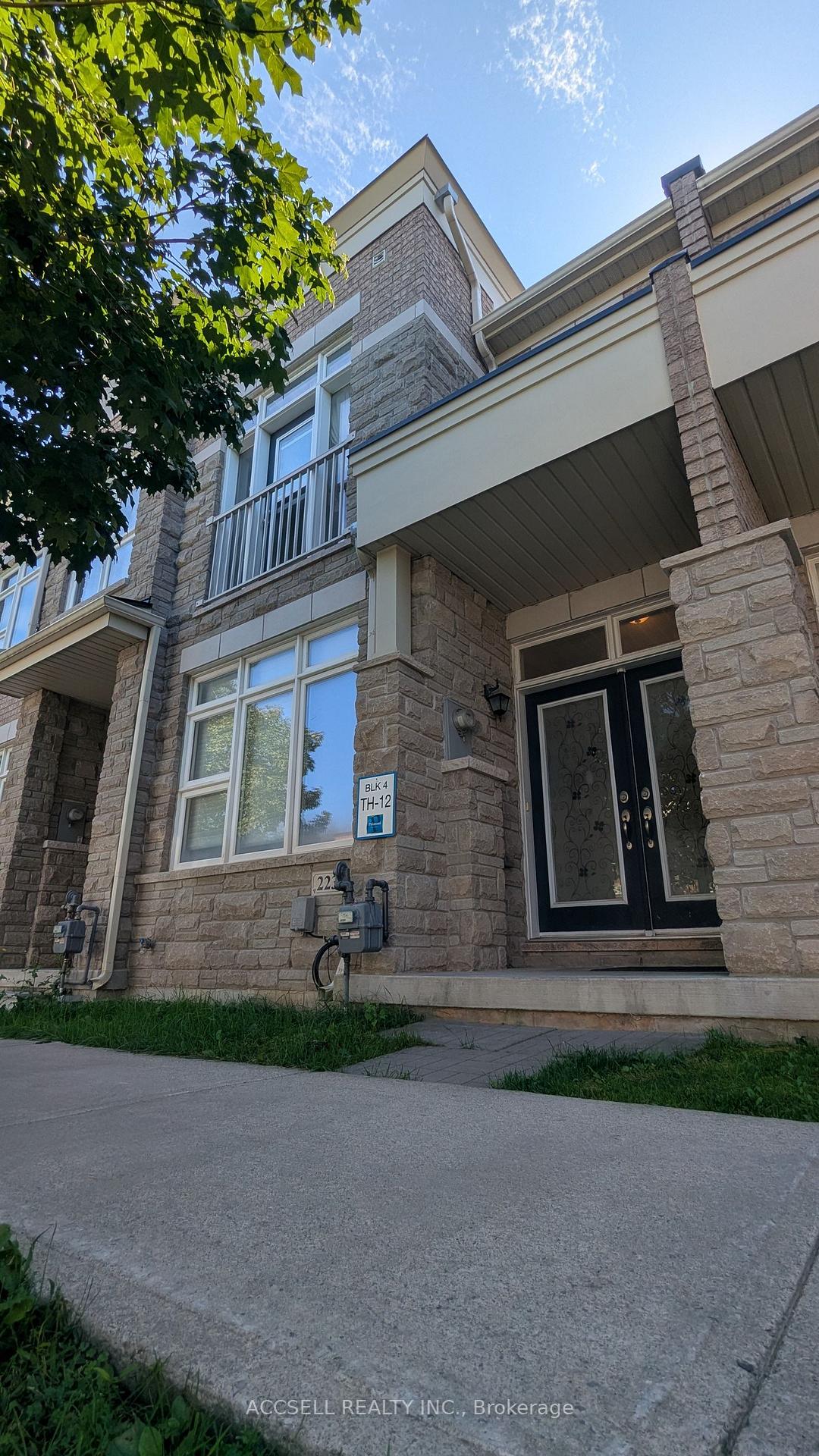 Front of 223 South Unionville Avenue