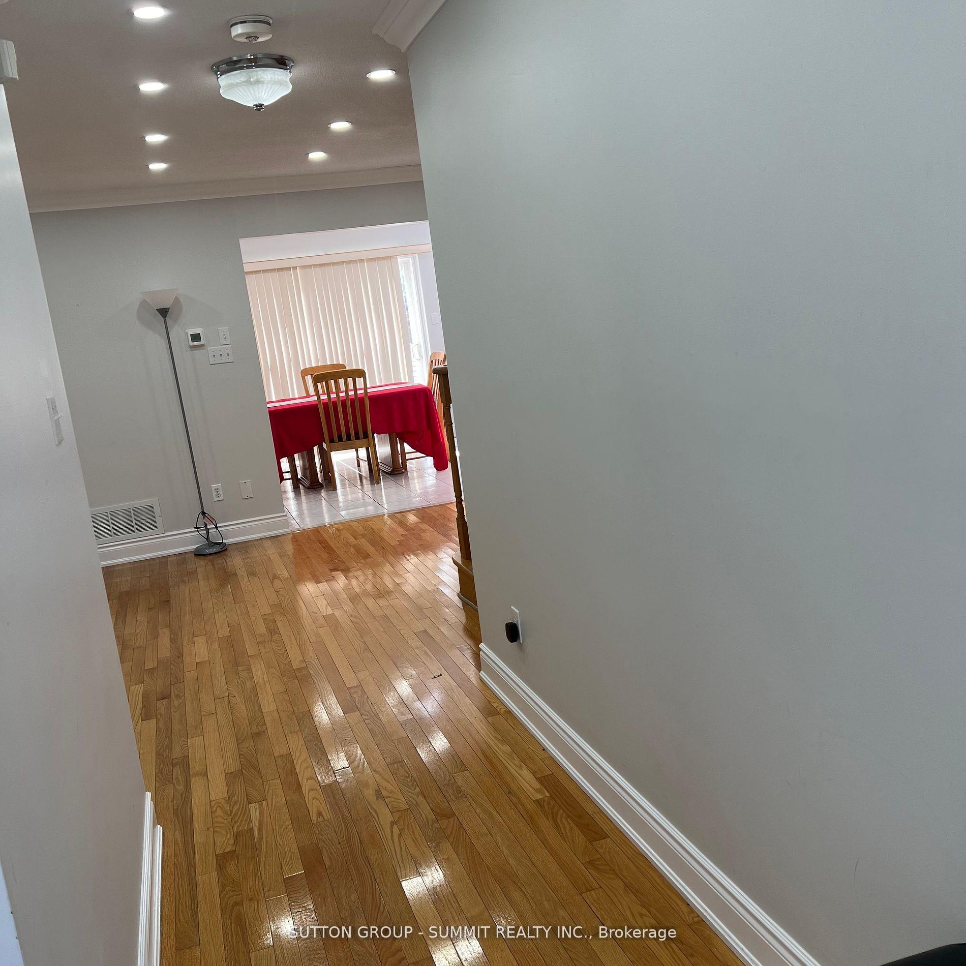 Photo 5 of 57 Trudelle Crescent, Brampton, Fletcher's Meadow — HOMEH