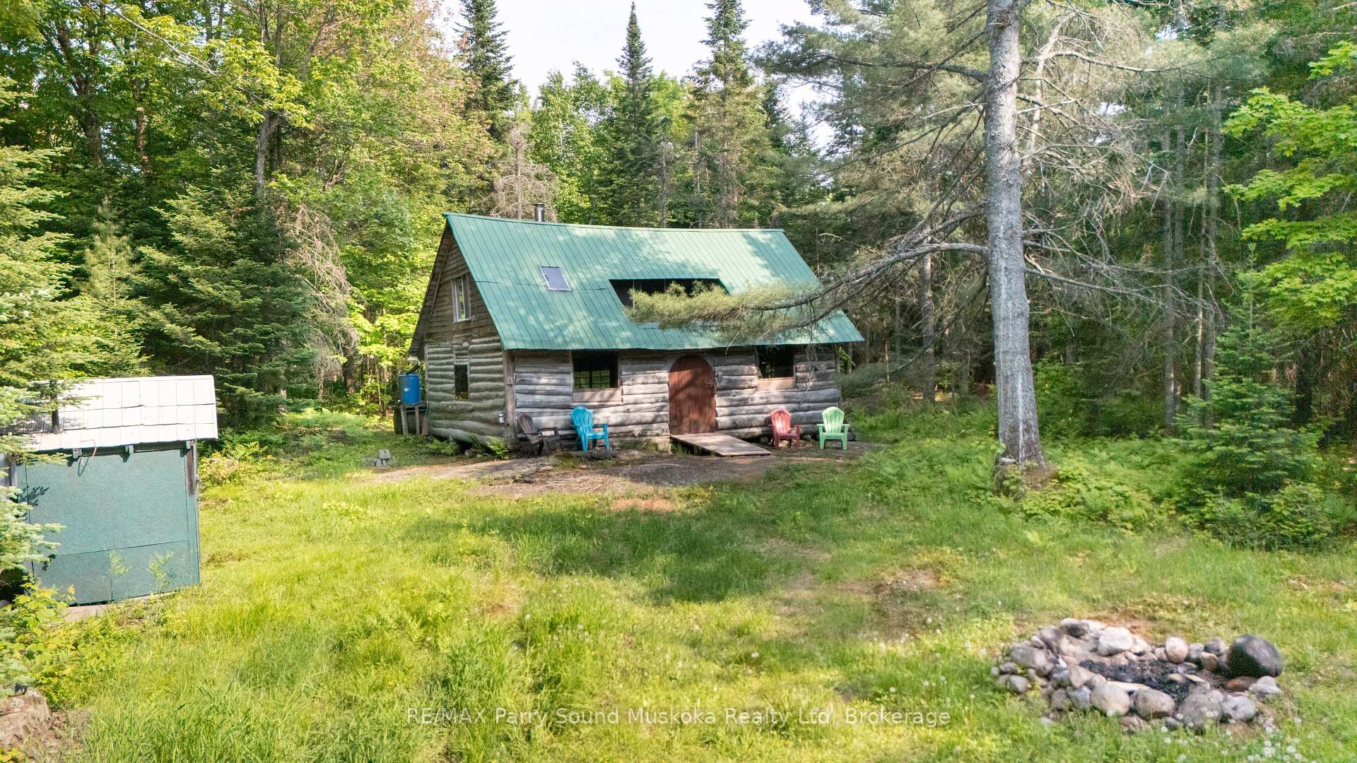 Photo 3 of 141 Middle Road, McMurrich/Monteith, Monteith — HOMEH