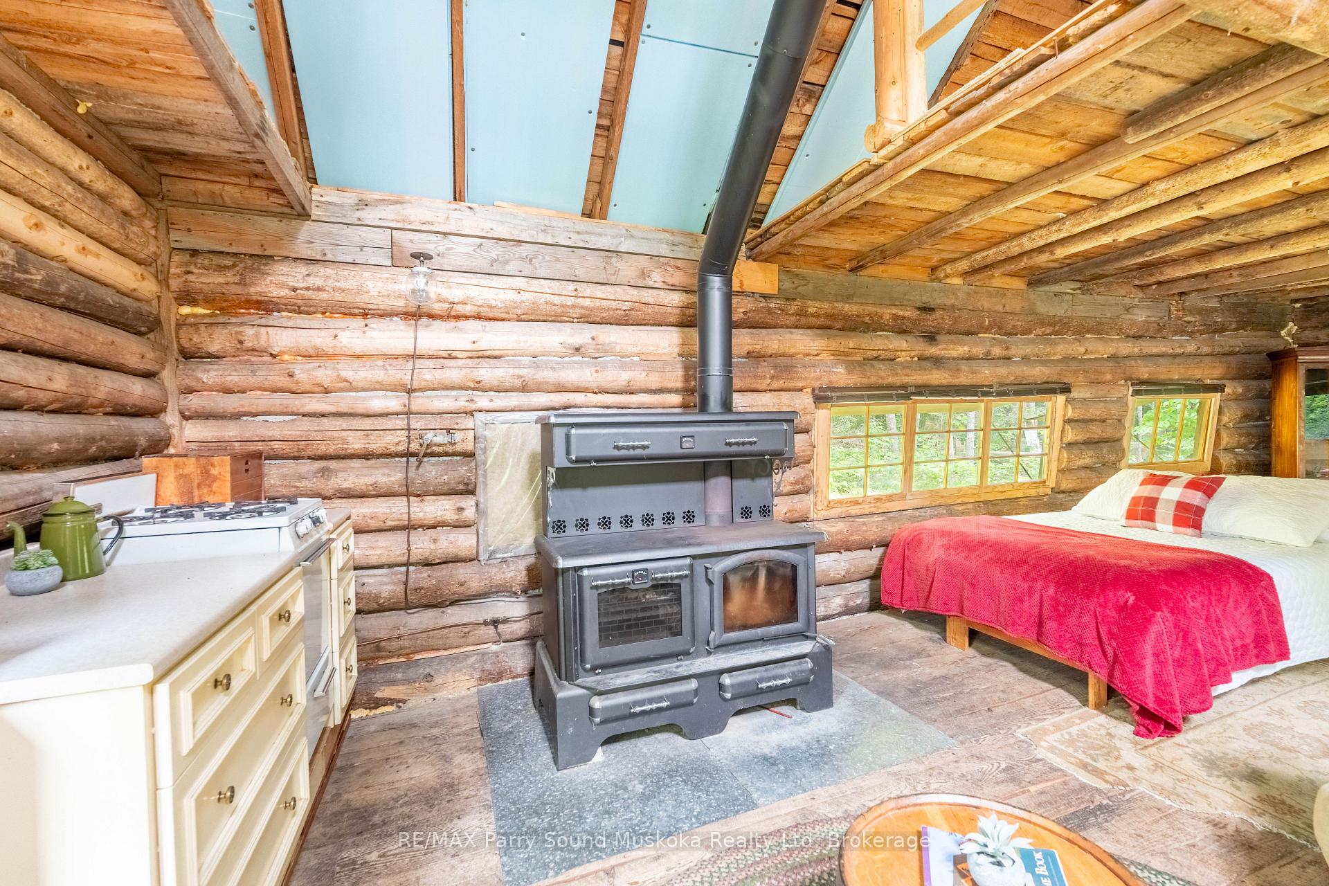 Photo 17 of 141 Middle Road, McMurrich/Monteith, Monteith — HOMEH