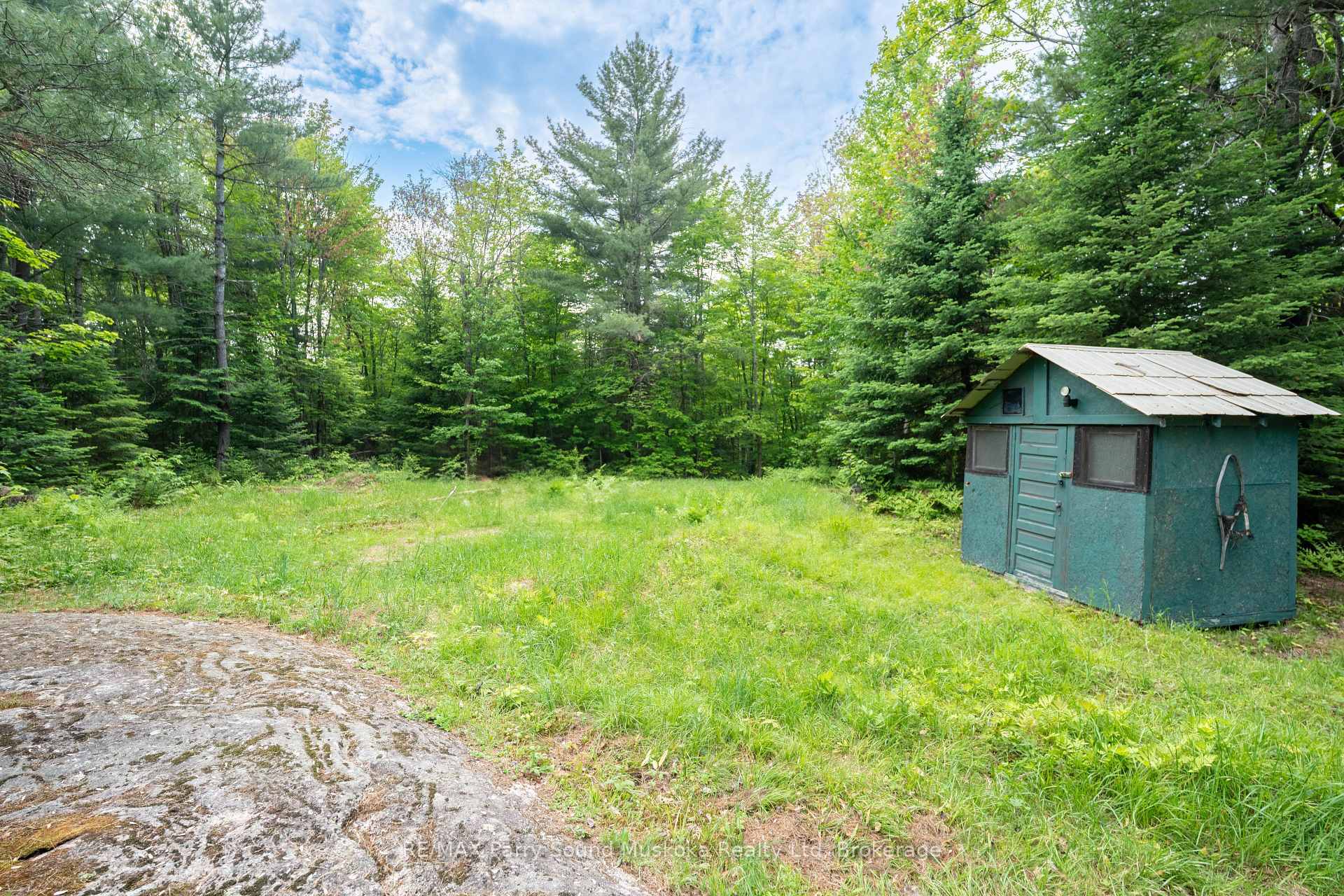 Photo 29 of 141 Middle Road, McMurrich/Monteith, Monteith — HOMEH