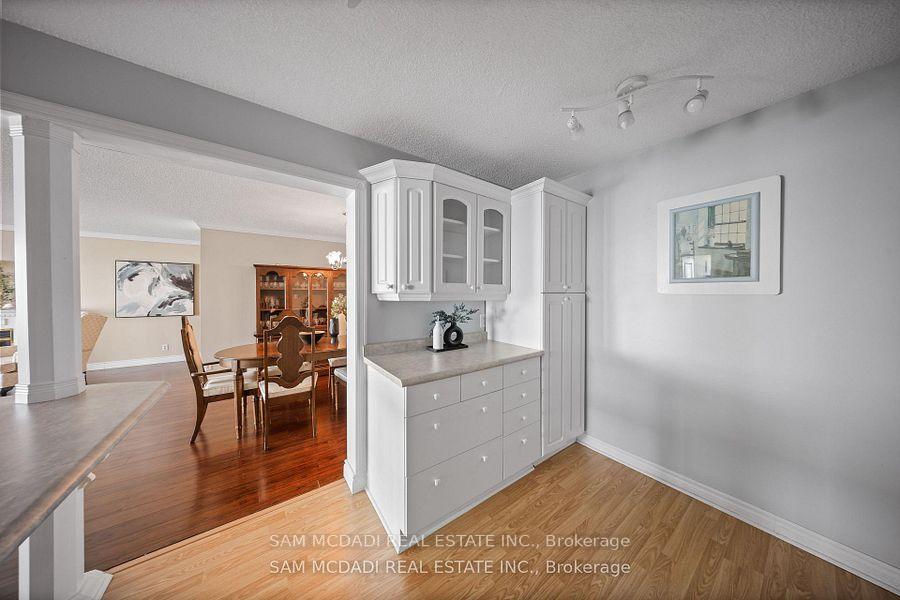 Photo 23 of Unit 1105, 5280 Lakeshore Road, Burlington, Appleby — HOMEH
