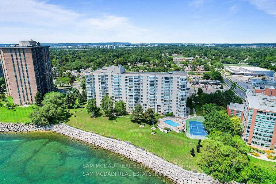 Photo 4 of Unit 1105, 5280 Lakeshore Road, Burlington, Appleby — HOMEH