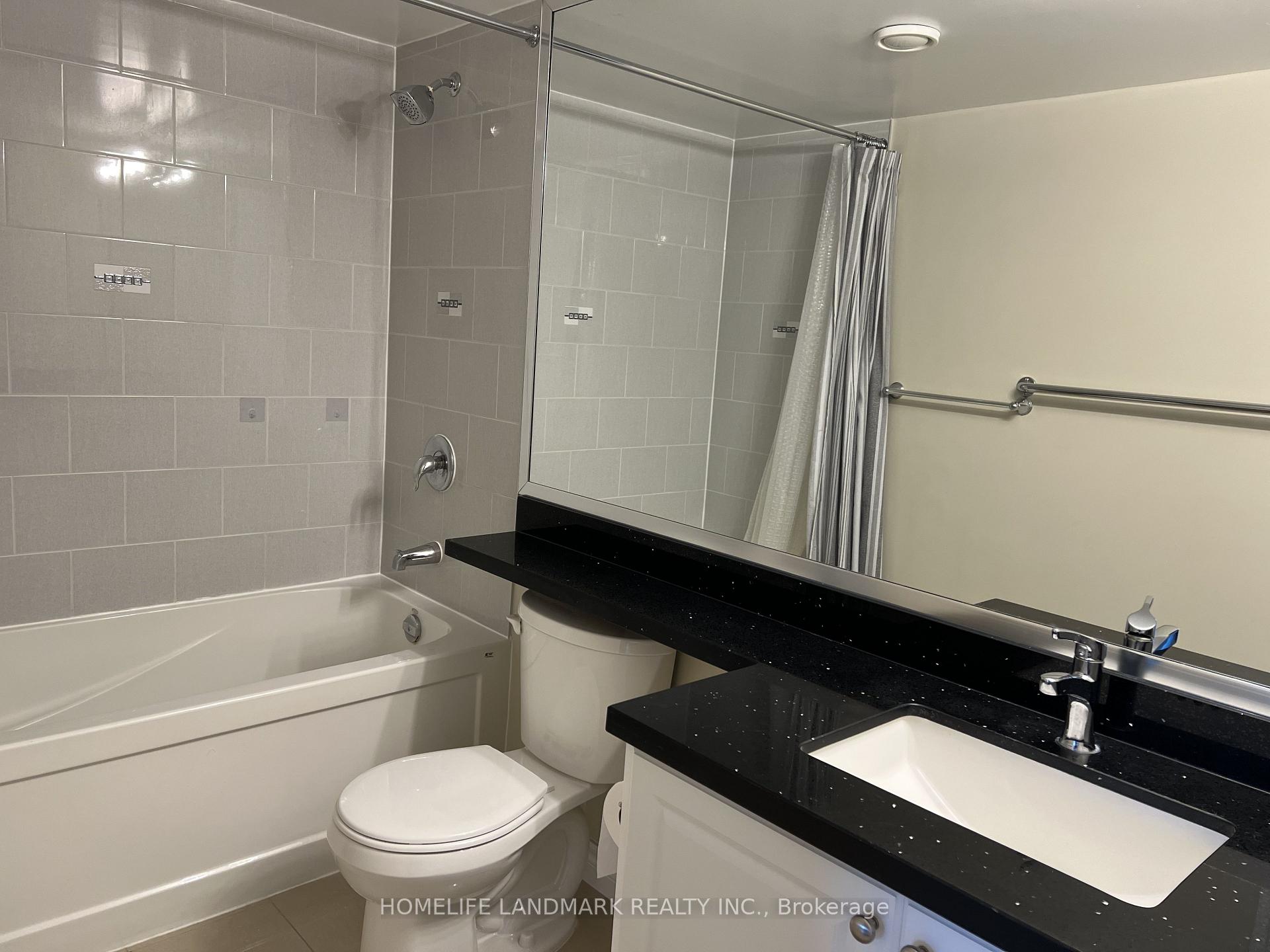 Photo 11 of Unit 1803, 238 Doris Avenue, North York, Willowdale East — HOMEH