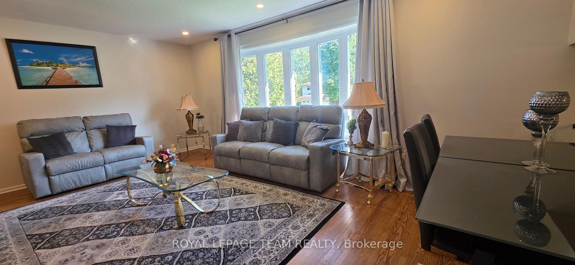 Photo 16 of 13 Ridgeburn Gate, Ottawa, Blackburn Hamlet — HOMEH