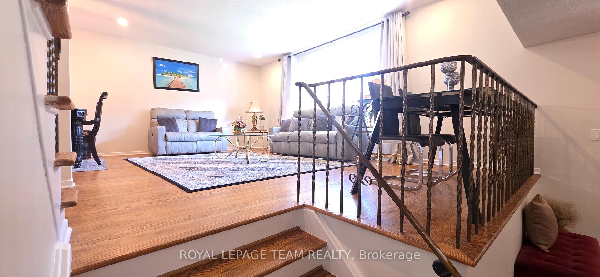 Photo 27 of 13 Ridgeburn Gate, Ottawa, Blackburn Hamlet — HOMEH