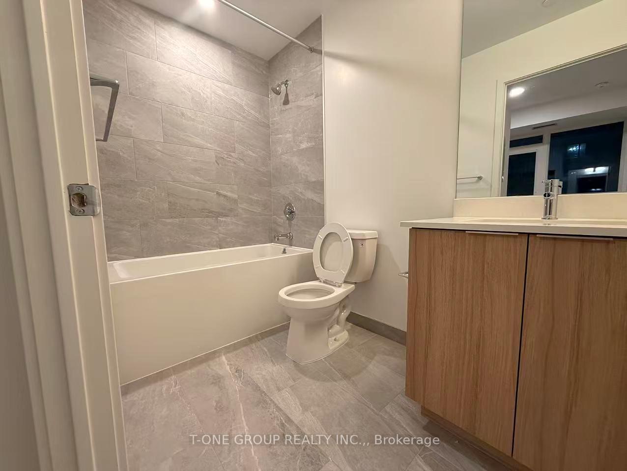 Photo 9 of Unit 1805, 395 Square One Drive, Mississauga, City Centre — HOMEH