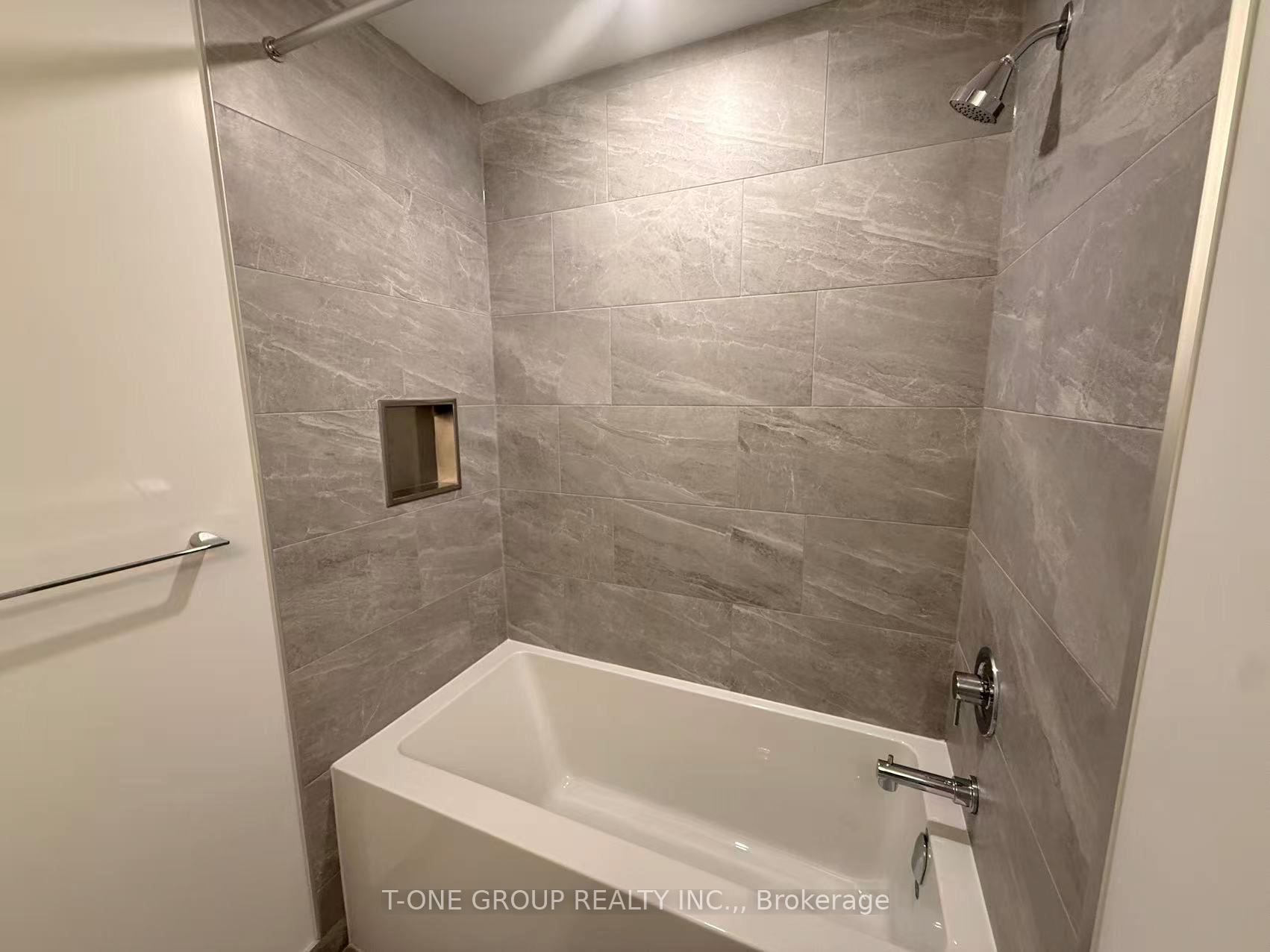 Photo 10 of Unit 1805, 395 Square One Drive, Mississauga, City Centre — HOMEH