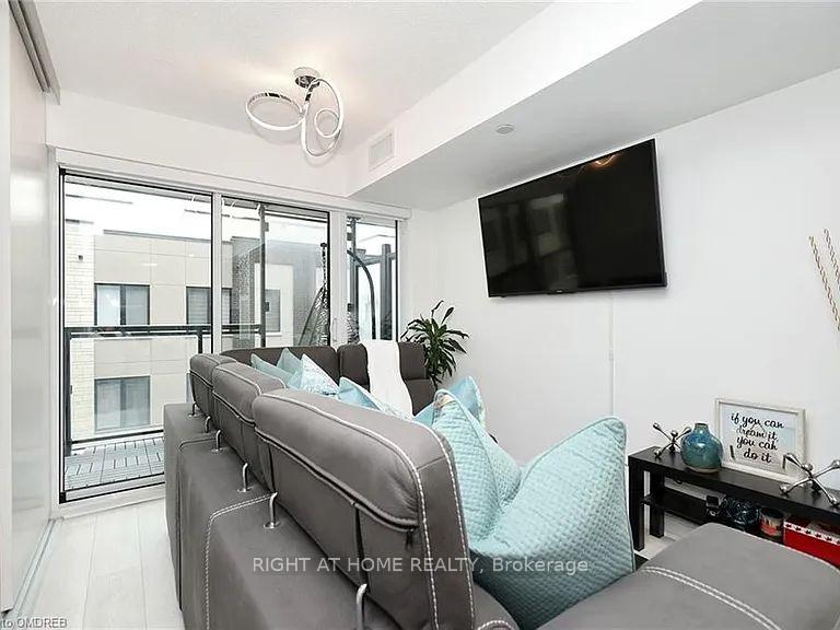 Photo 7 of Unit A307, 1117 Cooke Boulevard, Burlington, LaSalle — HOMEH