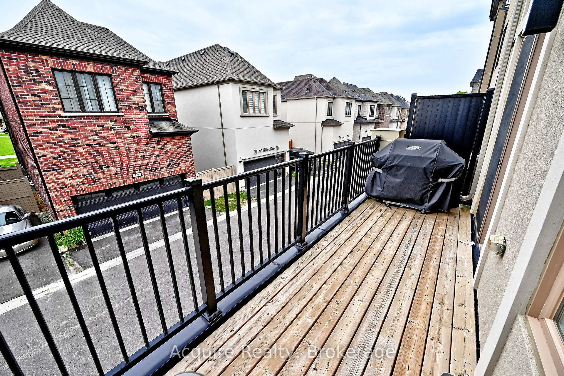 Photo 11 of 23 William Shearn Crescent, Markham, Angus Glen — HOMEH