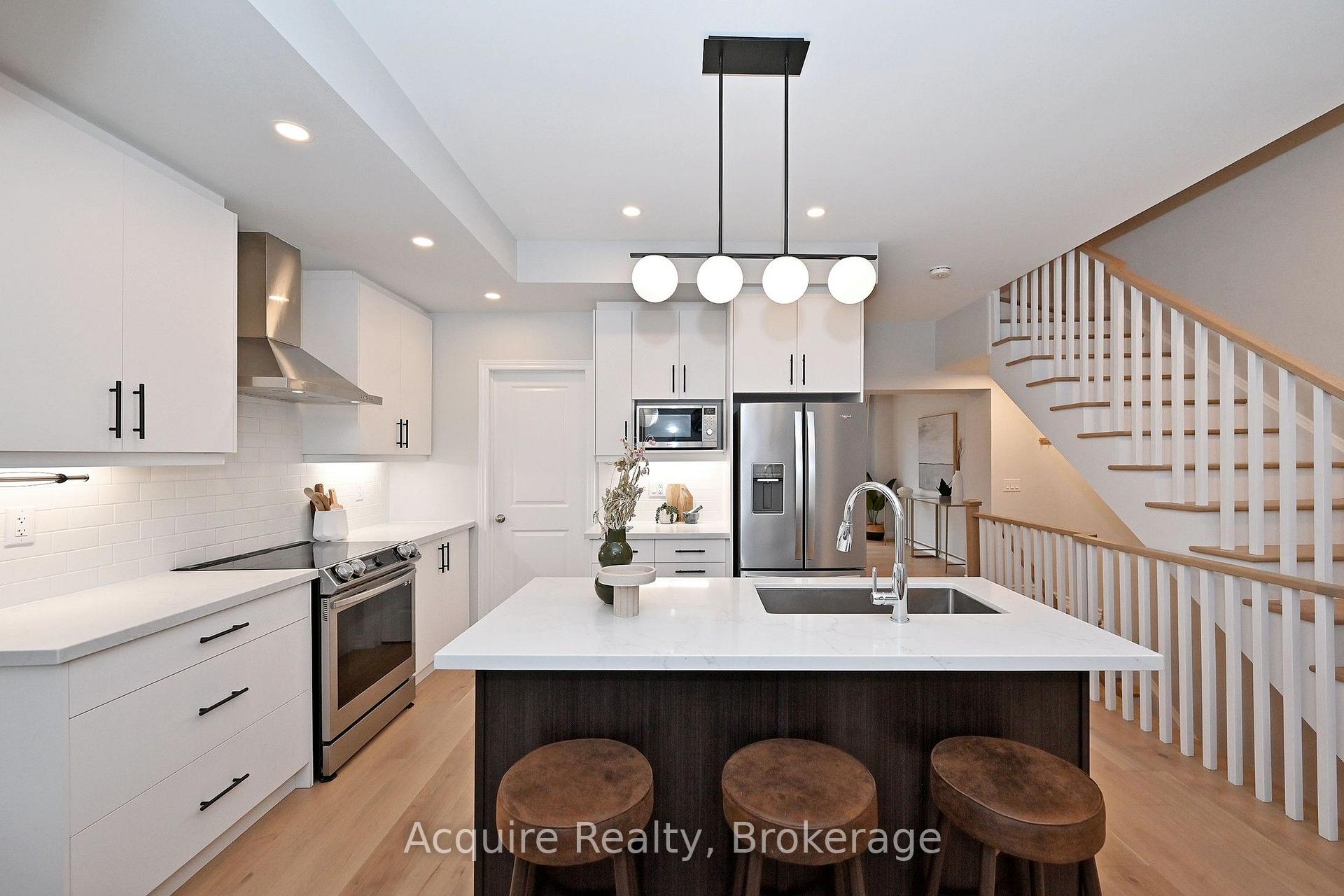 Photo 16 of 23 William Shearn Crescent, Markham, Angus Glen — HOMEH