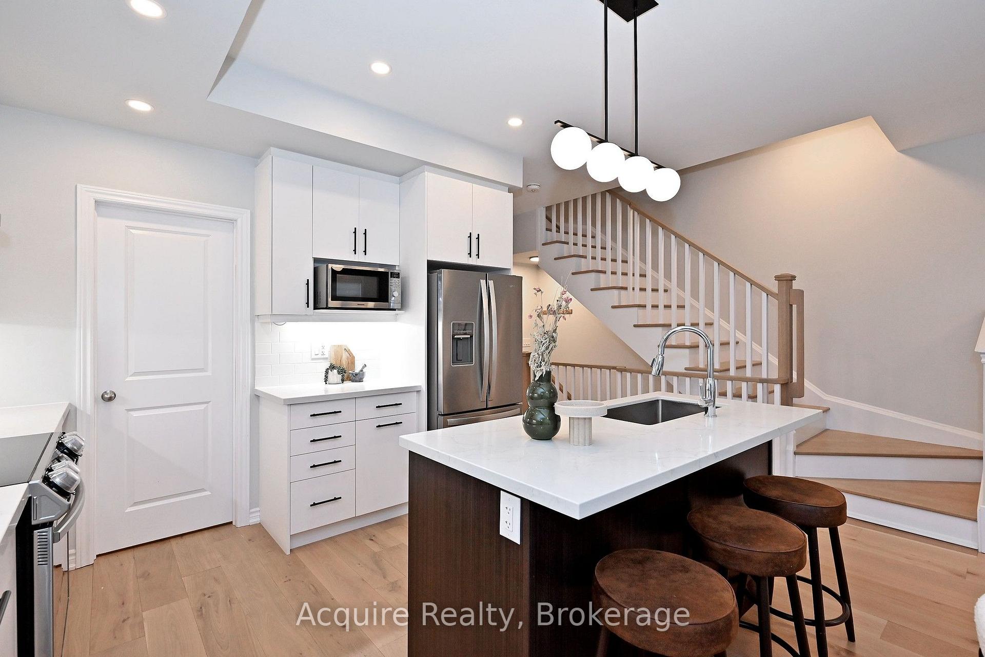 Photo 17 of 23 William Shearn Crescent, Markham, Angus Glen — HOMEH