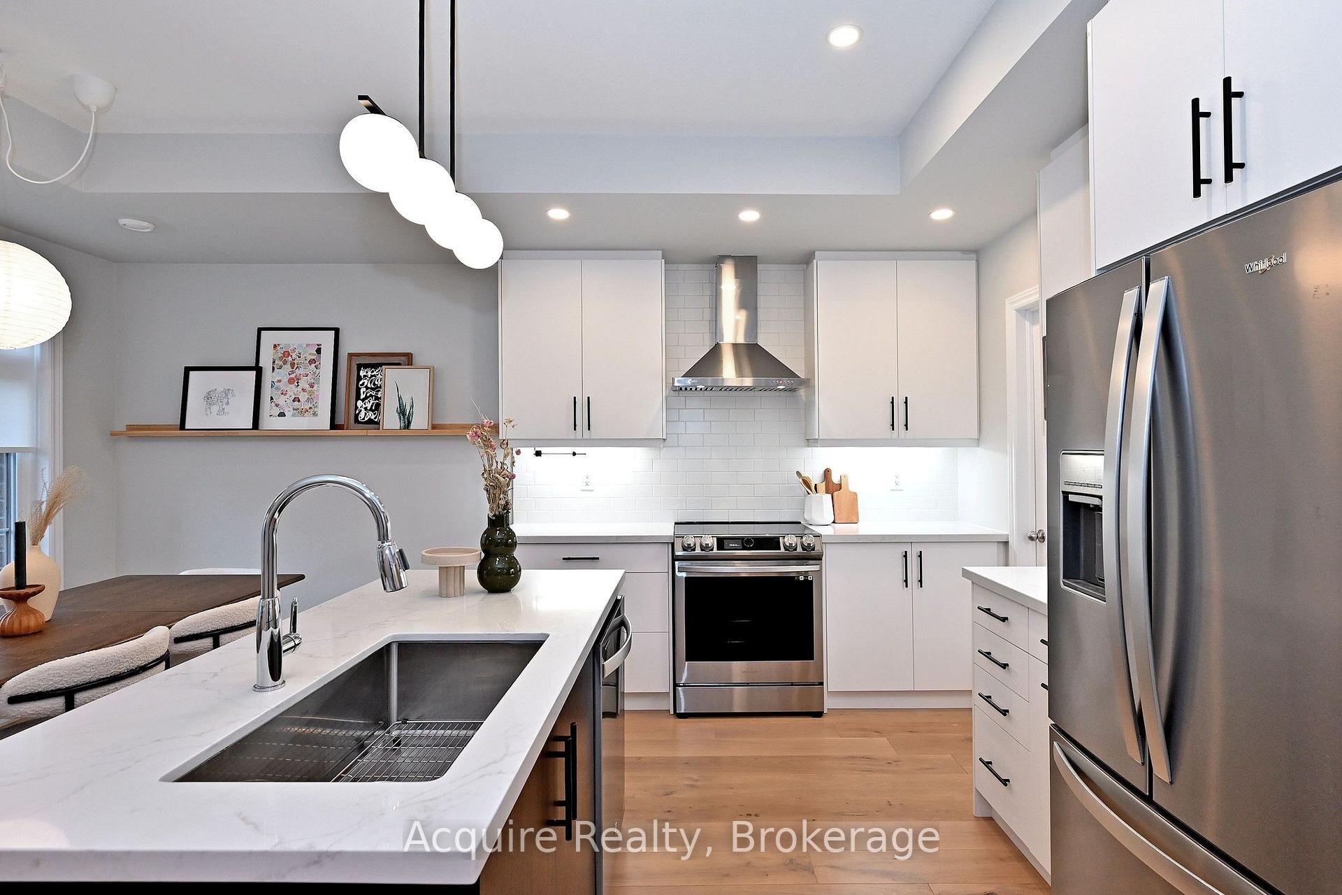 Photo 18 of 23 William Shearn Crescent, Markham, Angus Glen — HOMEH