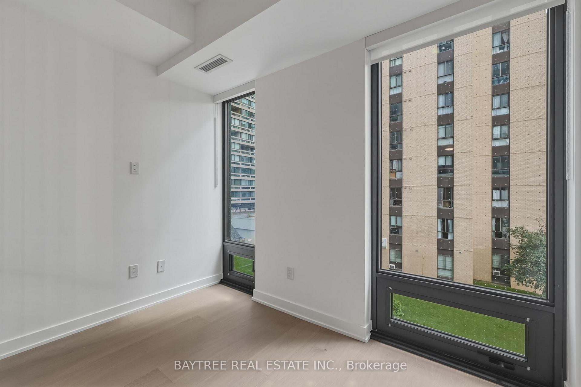 Photo 5 of Unit 705, 91 Montclair Avenue, Toronto, Forest Hill South — HOMEH