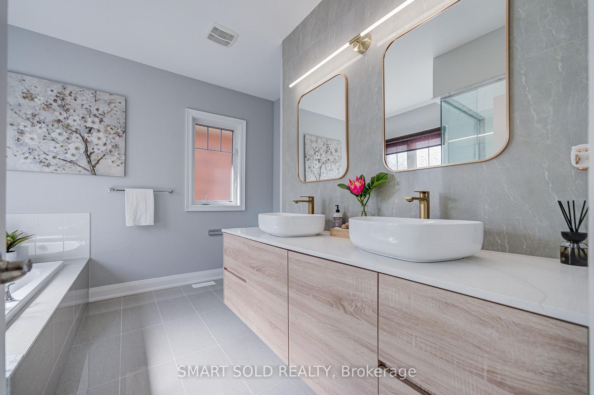 Photo 32 of 75 Hoey Crescent, Oakville, Glenorchy — HOMEH
