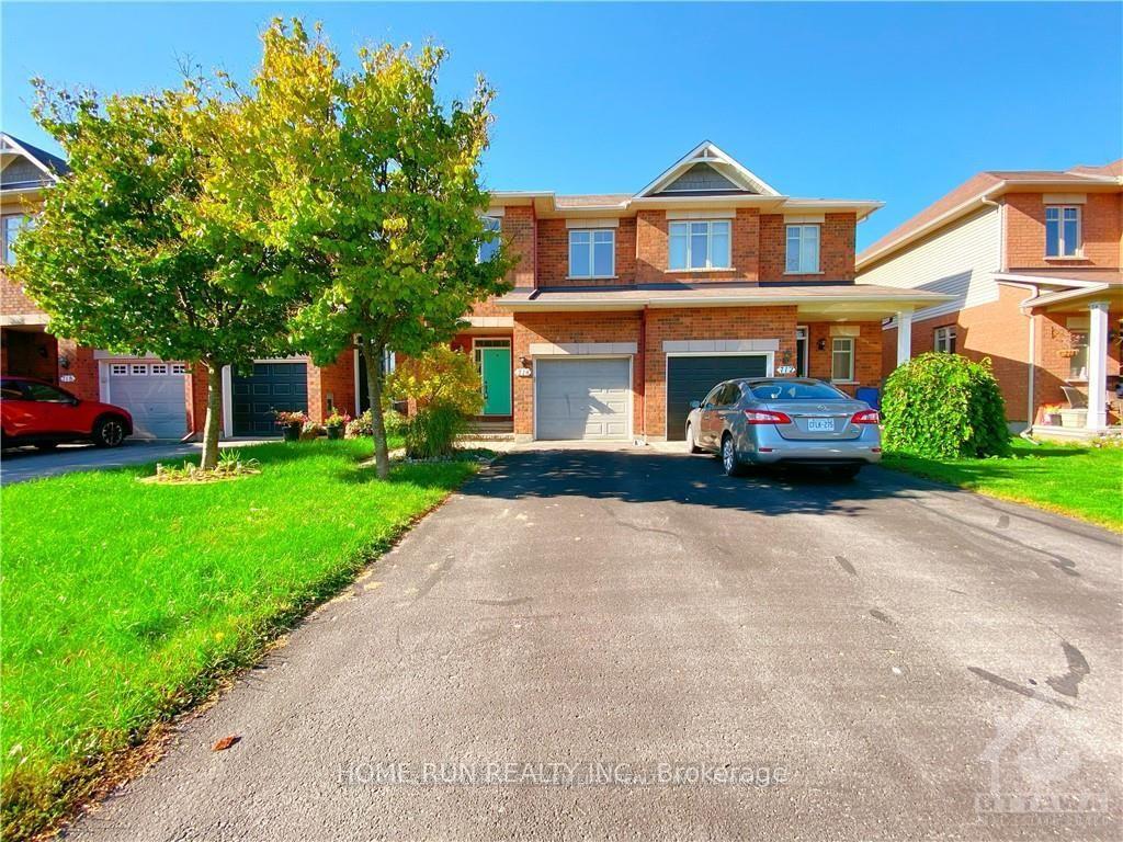 Front of 714 Nakina Way