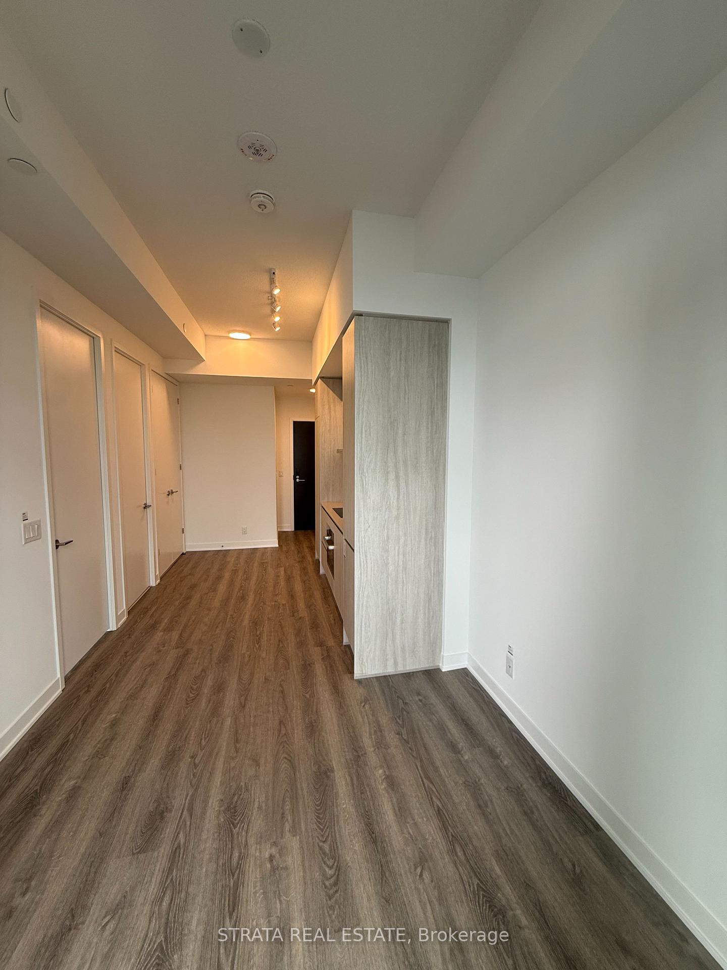 Photo 5 of Unit 2316, 180 Front Street E, Toronto, Moss Park — HOMEH