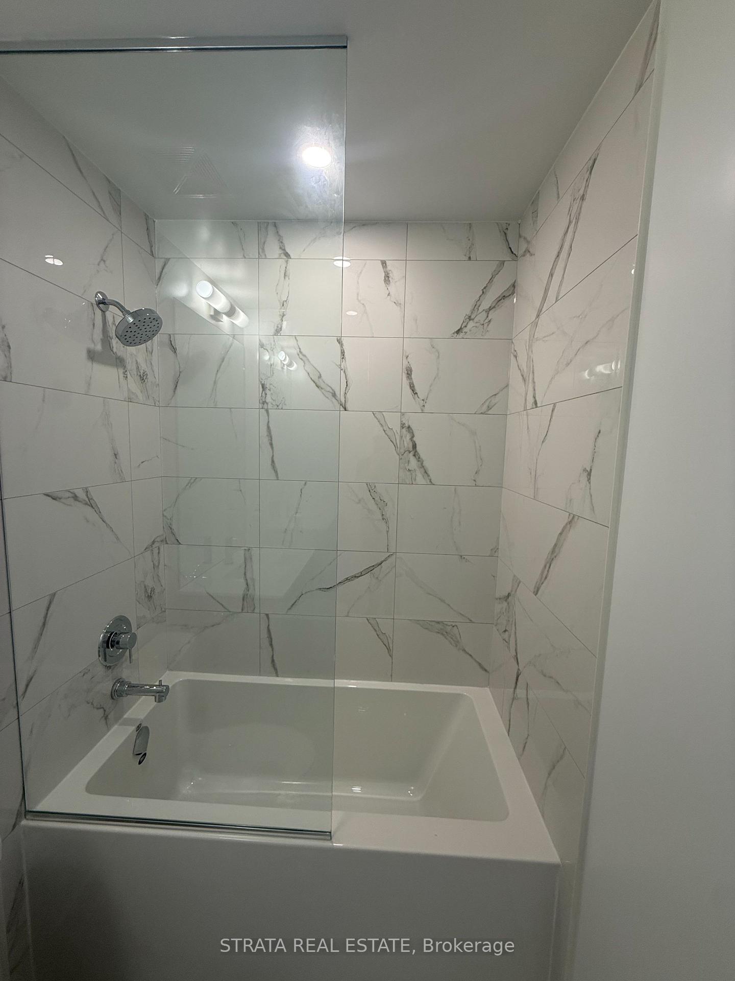 Photo 14 of Unit 2316, 180 Front Street E, Toronto, Moss Park — HOMEH