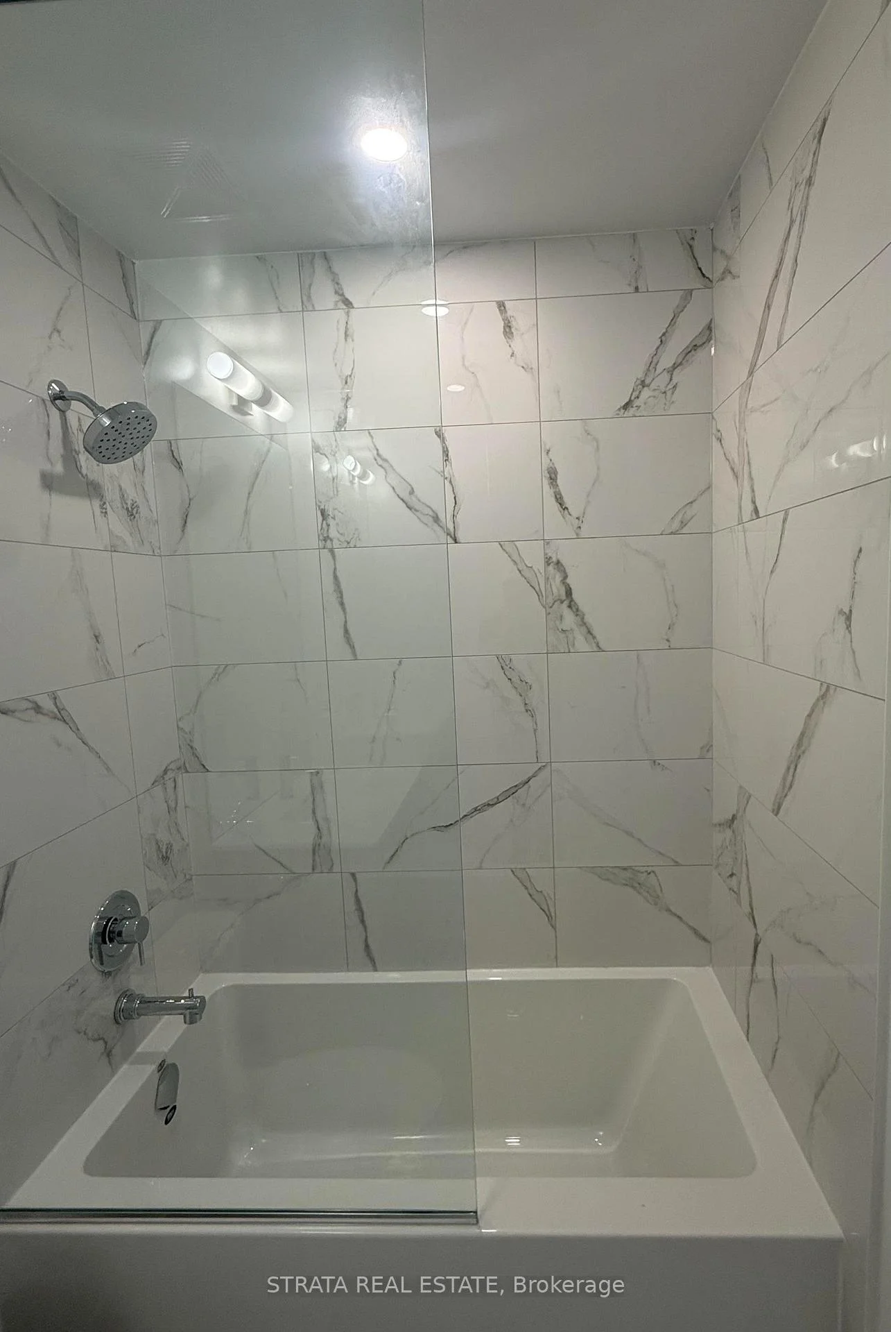 Photo 16 of Unit 2316, 180 Front Street E, Toronto, Moss Park — HOMEH