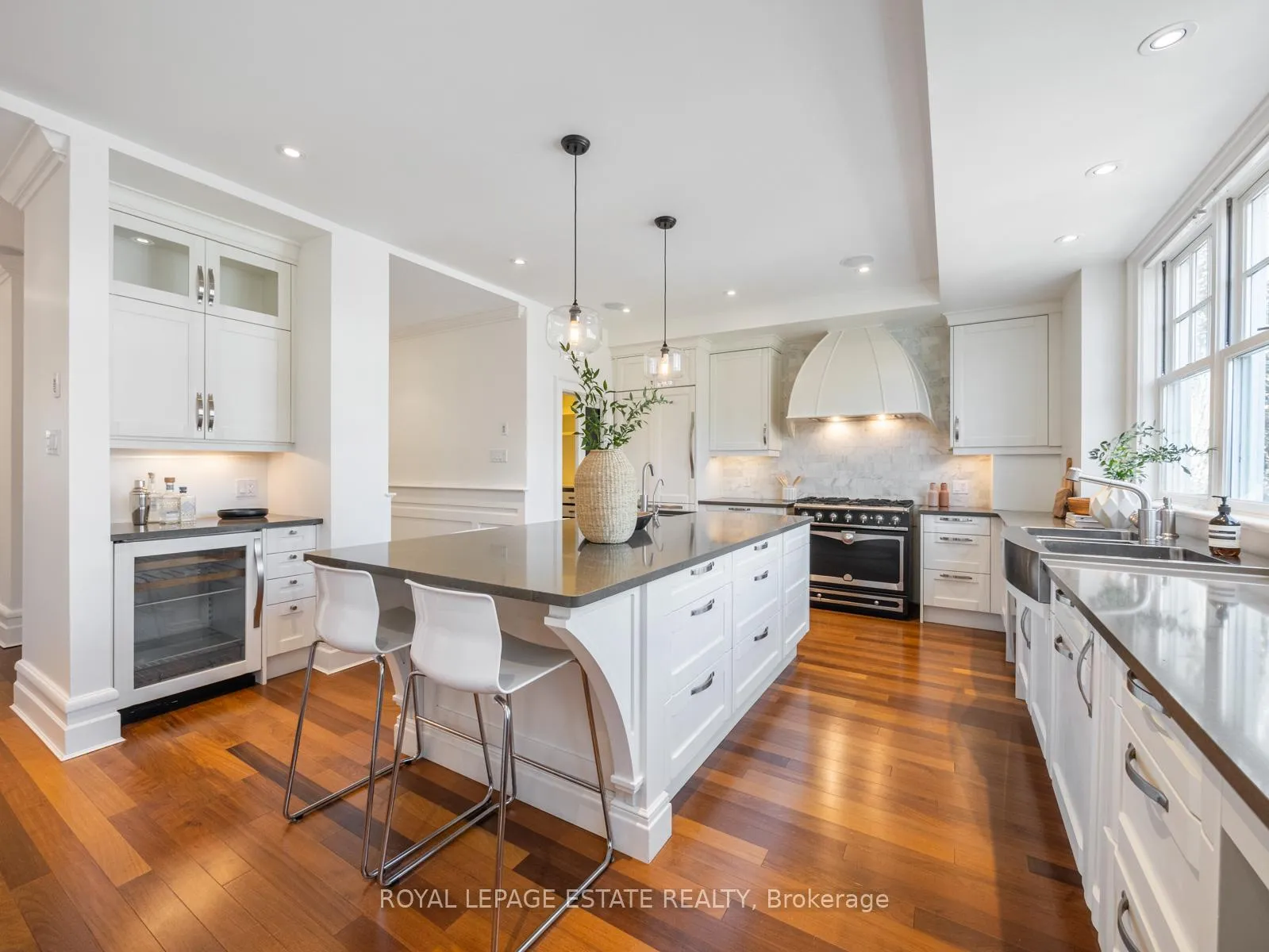 Photo 19 of 103 Silver Birch Avenue, Toronto, The Beaches — HOMEH
