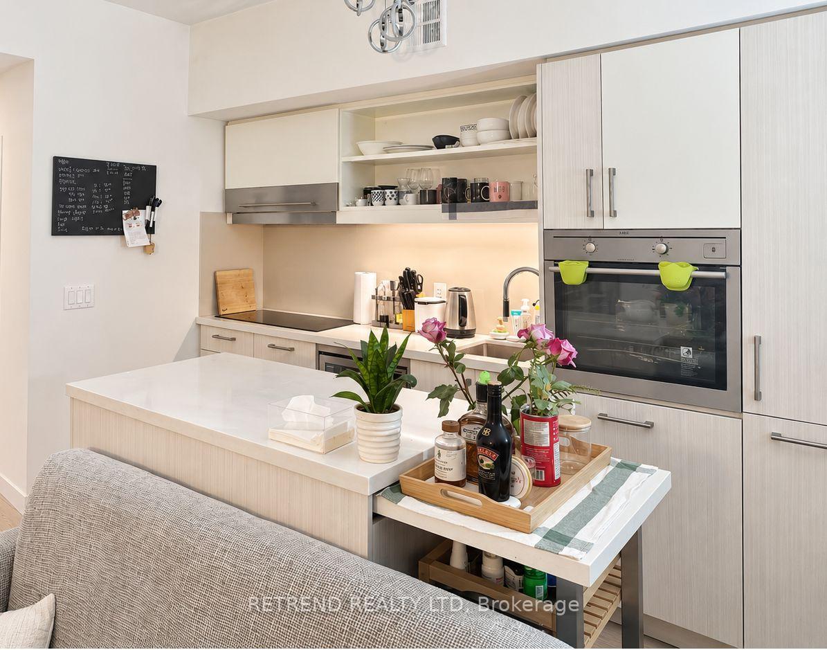 Photo 3 of Unit 704, 39 Sherbourne Street, Toronto, Moss Park — HOMEH