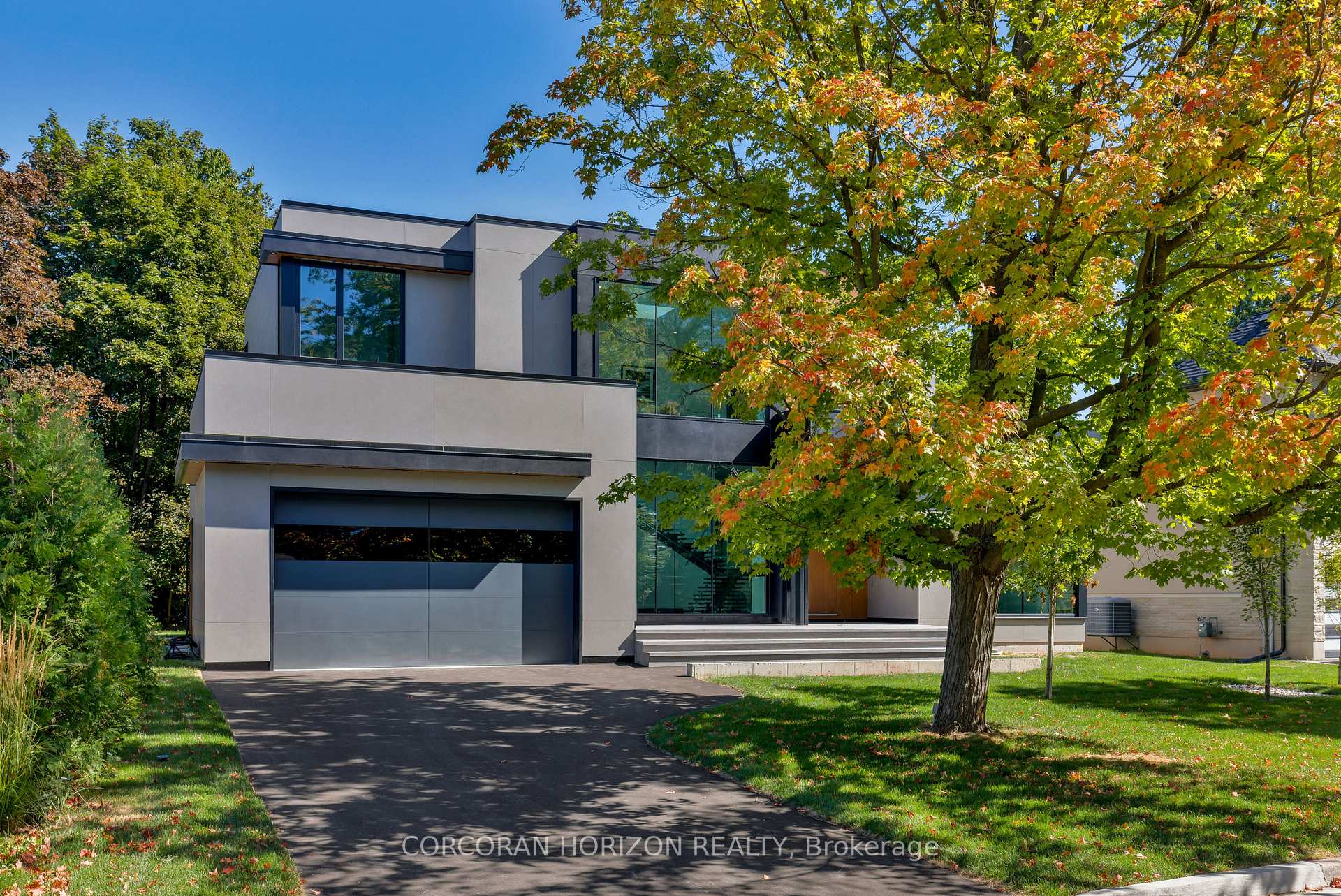 Photo 6 of 1277 Hillview Crescent, Oakville, Falgarwood — HOMEH