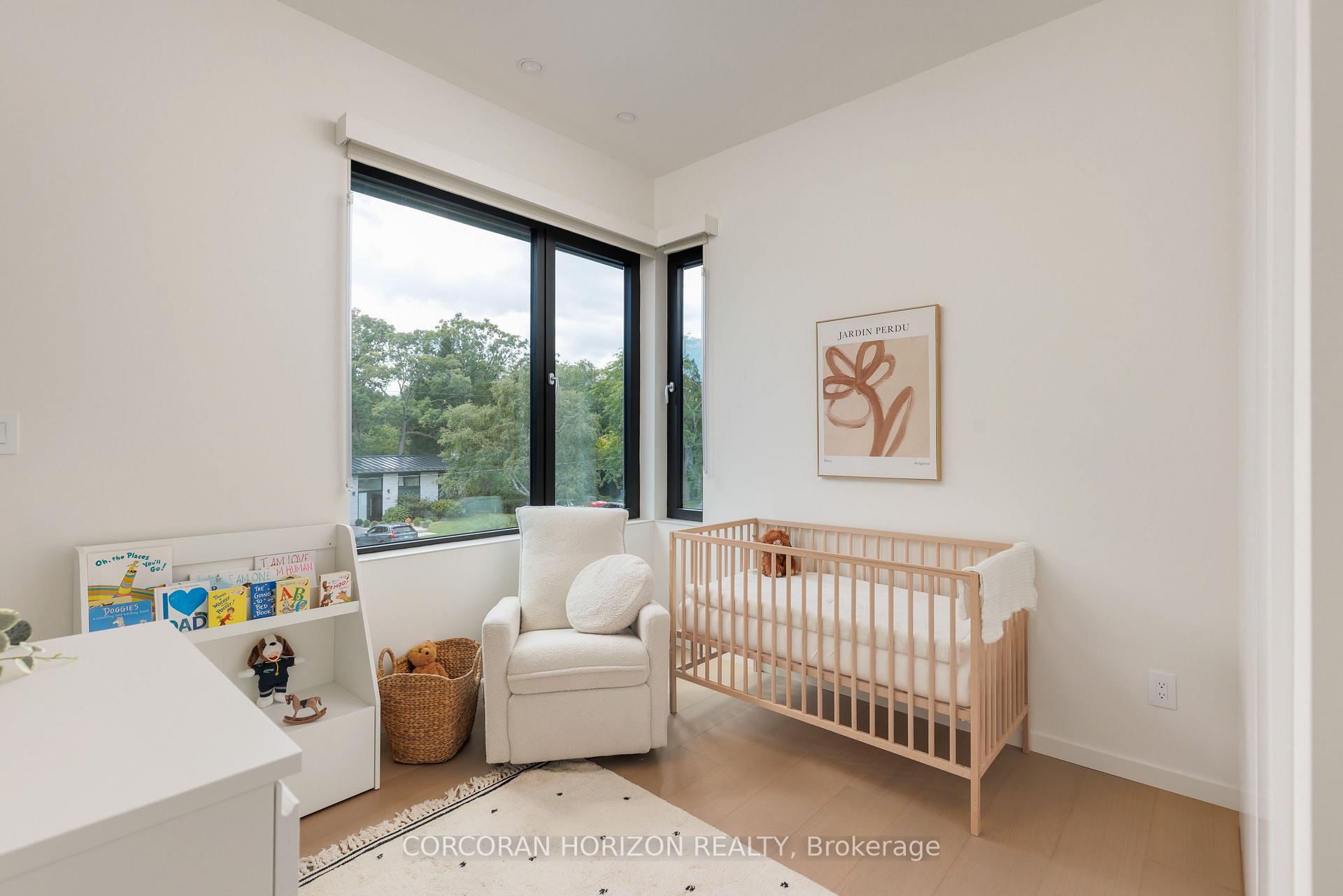 Photo 37 of 1277 Hillview Crescent, Oakville, Falgarwood — HOMEH