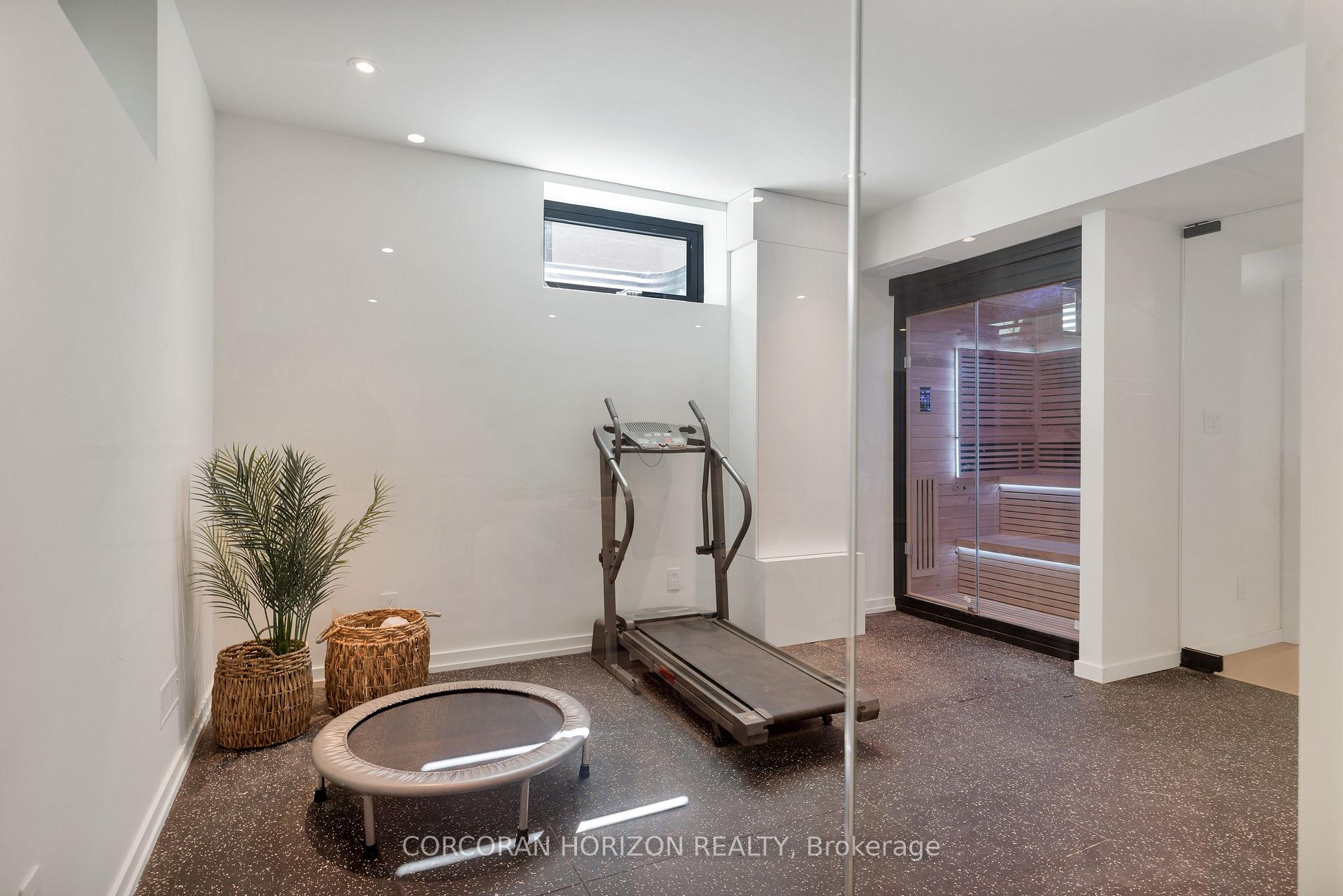 Photo 45 of 1277 Hillview Crescent, Oakville, Falgarwood — HOMEH