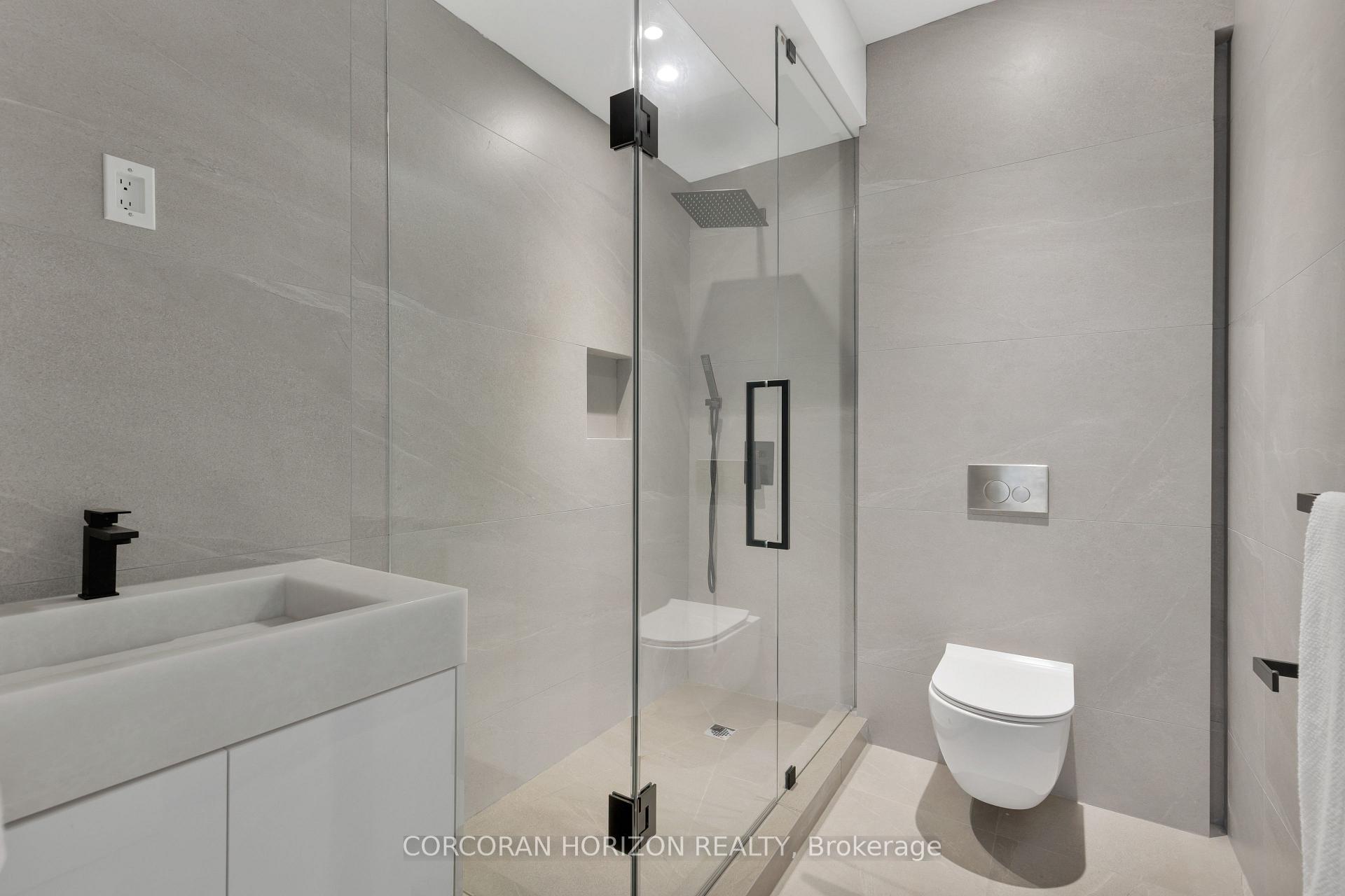 Photo 49 of 1277 Hillview Crescent, Oakville, Falgarwood — HOMEH