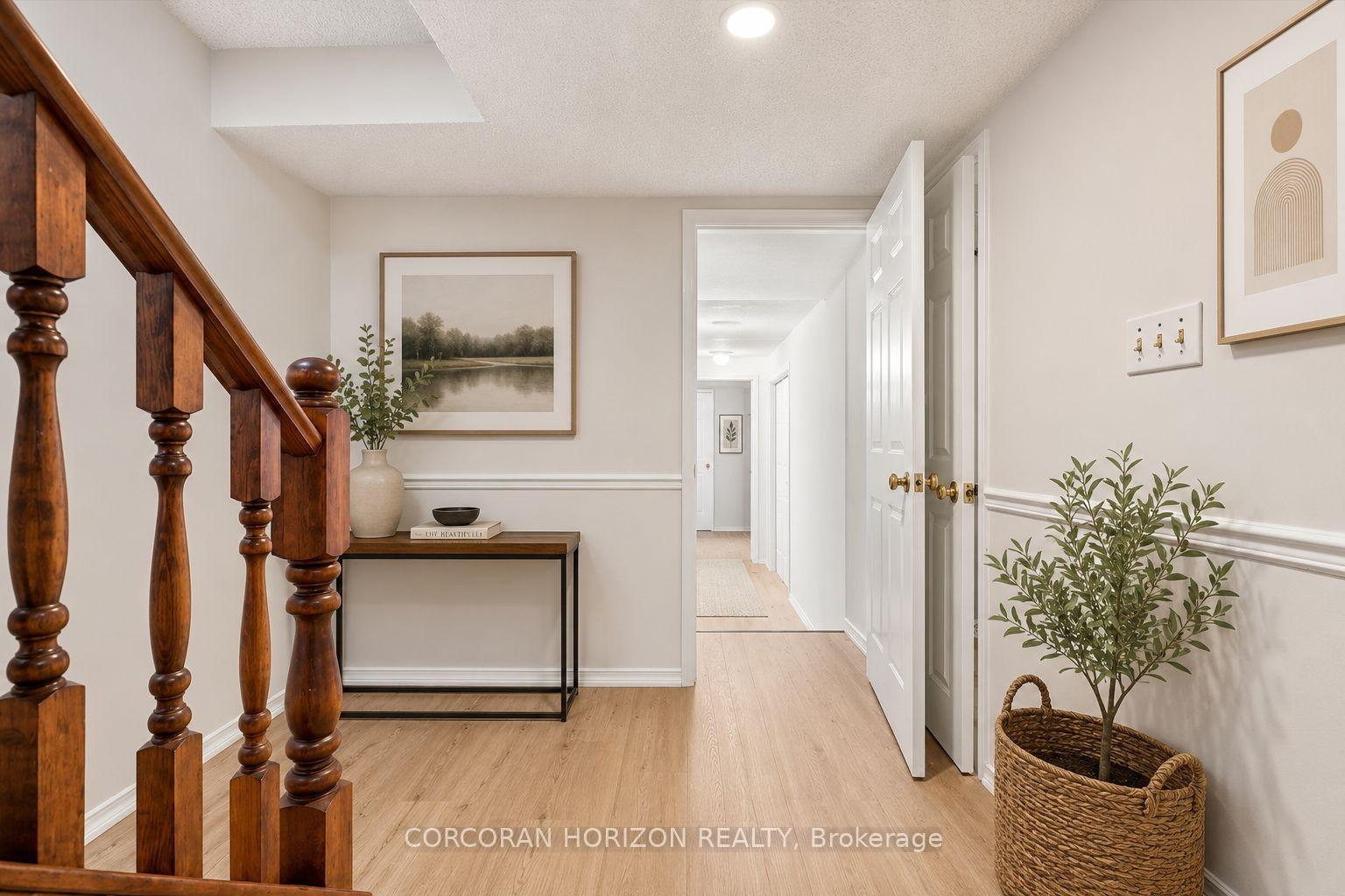 Photo 6 of Unit 331, 895 Maple Avenue, Burlington, Brant — HOMEH